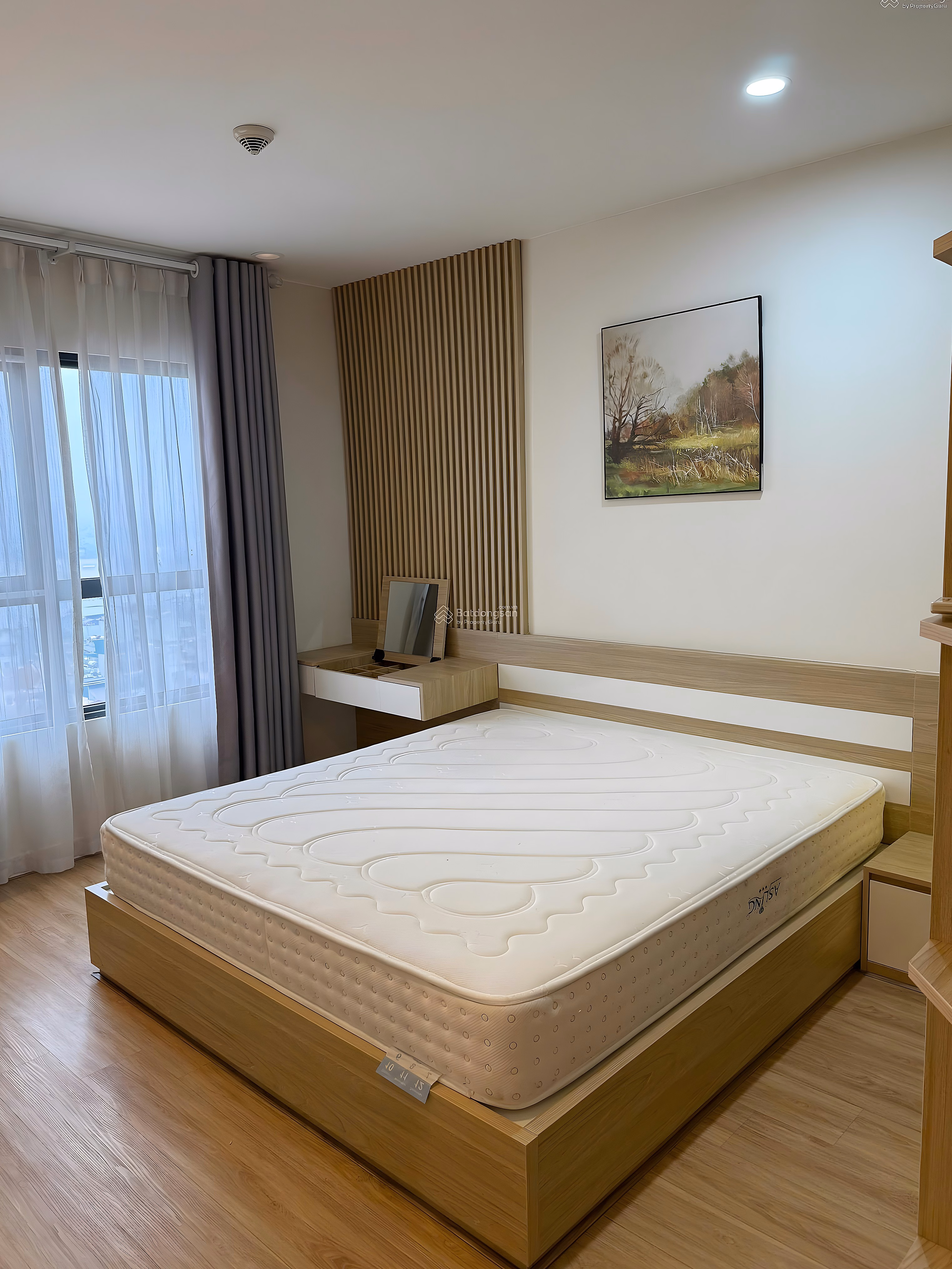 APARTMENT FOR SALE 118M² HIGH FLOOR NOVO KOSMO TAY HO BUILDING, XUAN LA, HANOI