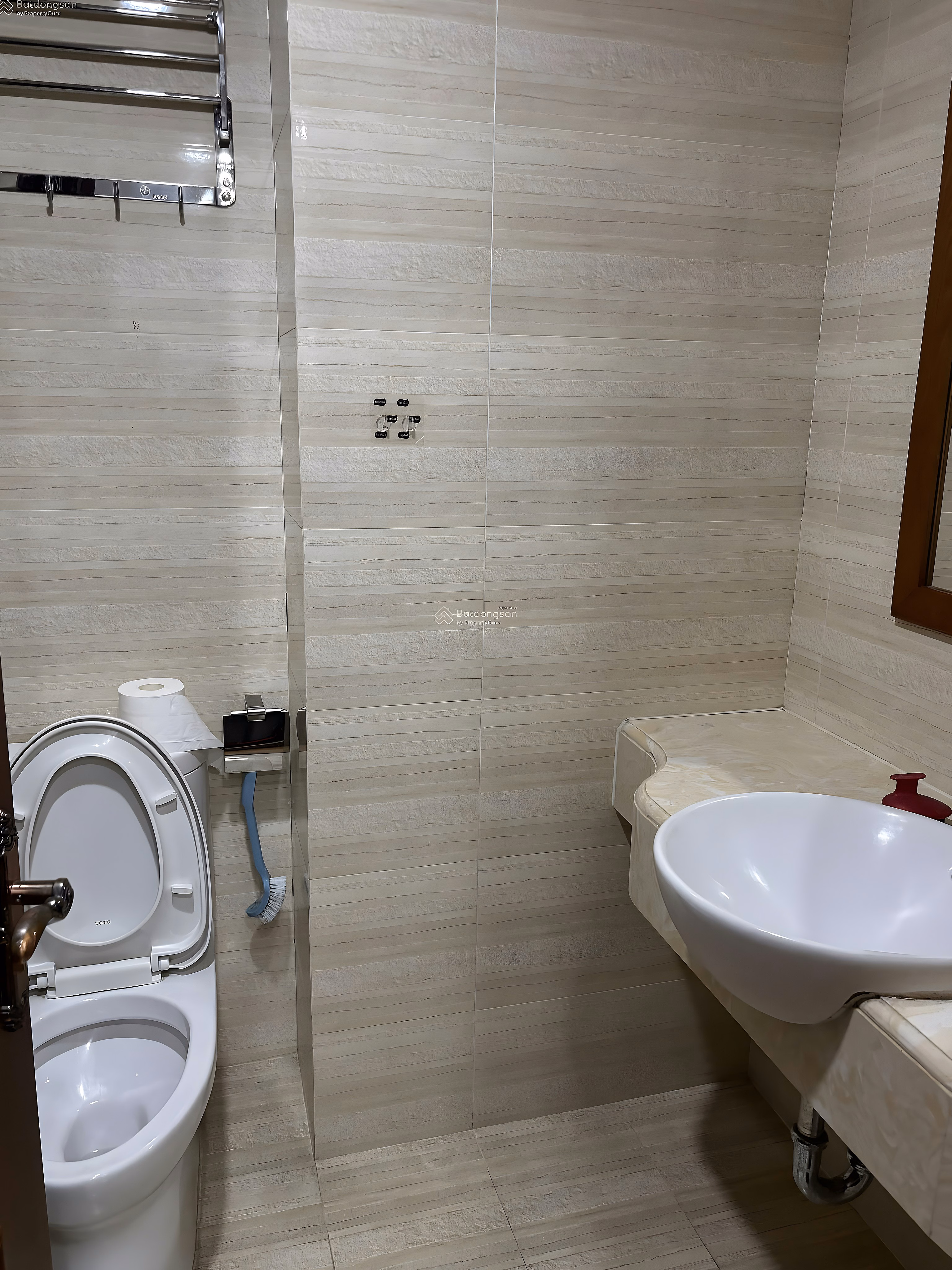 TT Chuan The owner sent the apartment for sale at Apartment 789, CT2B Building Xuan Dinh, Bac Tu Liem, 60.3m², 2d, 2vs