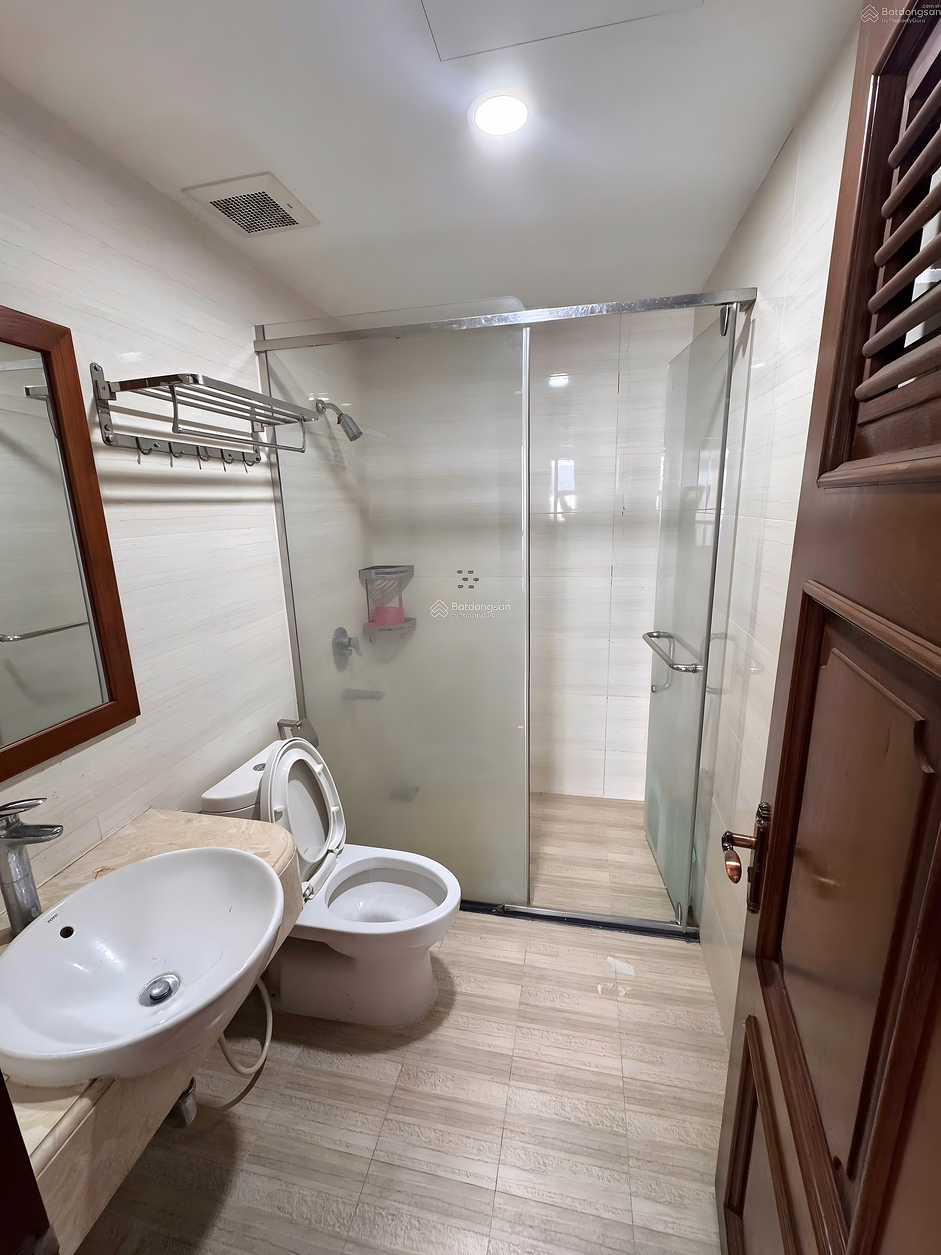 TT Chuan The owner sent the apartment for sale at Apartment 789, CT2B Building Xuan Dinh, Bac Tu Liem, 60.3m², 2d, 2vs