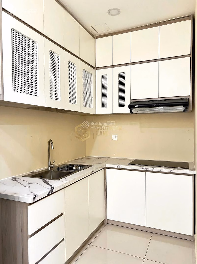 OWNERS NEED TO SELL URGENTLY!! ONLY 4 BILLION 9 FOR 1 BEDROOM APARTMENT - SUPER HOT LAYOUT AT THE SUN AVENUE