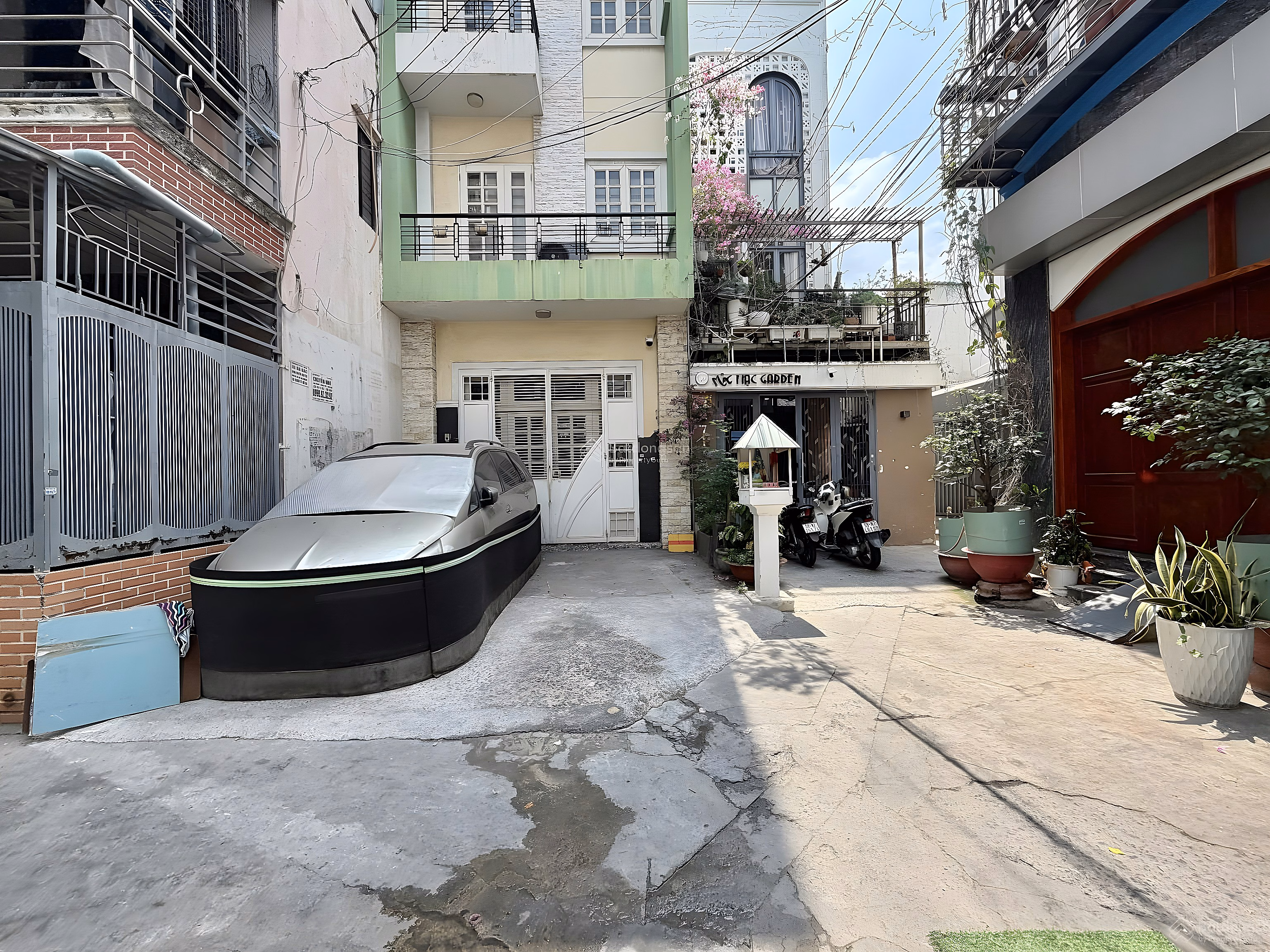 Rare item Van Kiep Binh Thanh house - 72m² - Car alley in the house - 4 floors