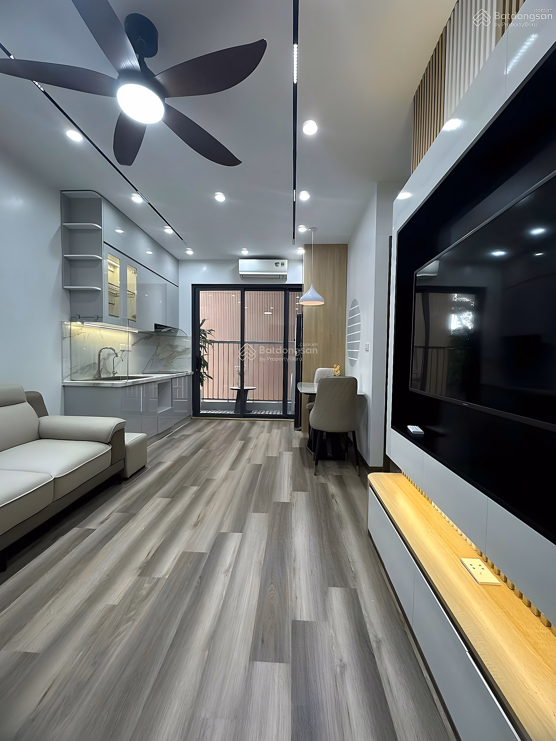 Before 4 billion, immediately own a 2-bedroom apartment with beautiful furniture at CT1A2 Tay Nam Linh Dam
