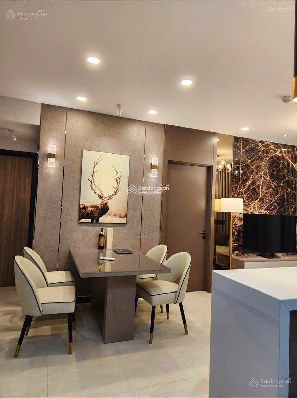 Small 3-bedroom family apartment for sale with beautiful view at Lotus Garden, 4.25 billion, 86m2, Tan Phu, HCM