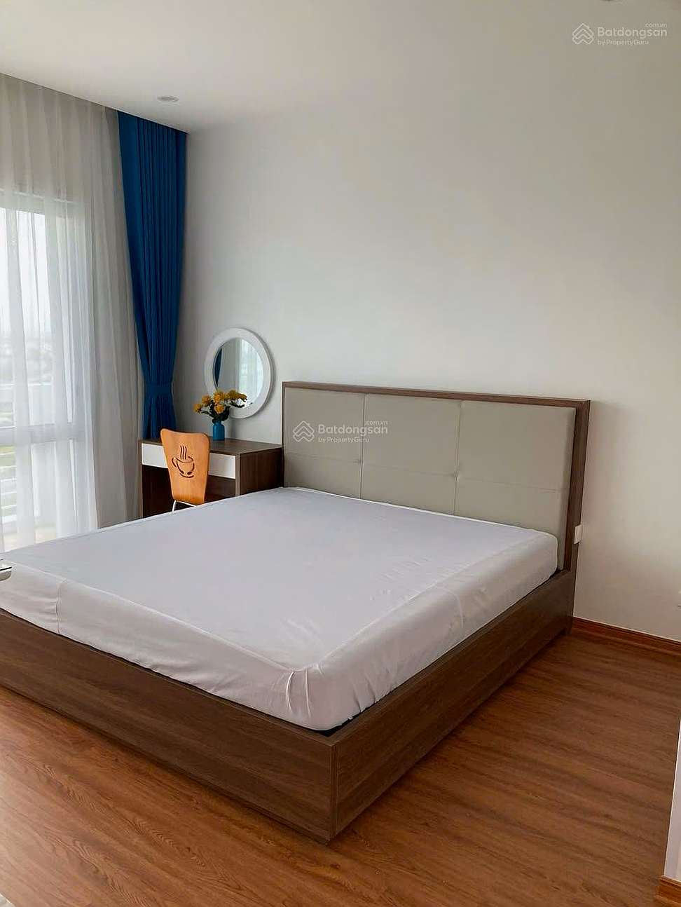 Apartment for sale at CC Ciputra Tay Ho, area 123m2, 3 bedrooms, price 11.2 billion, fully furnished, high floor, airy