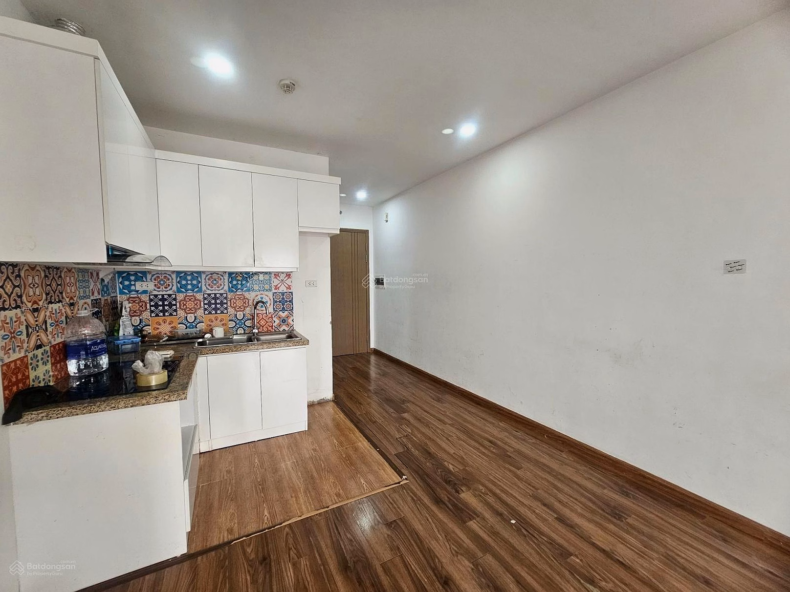 Samsora Chu Van An apartment for sale next to Am bridge