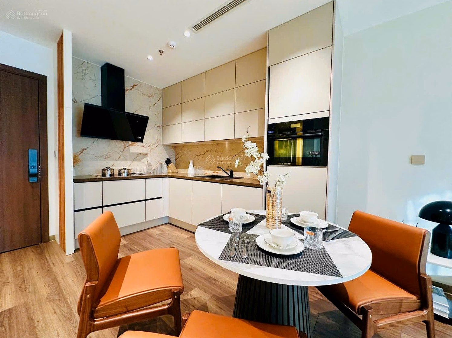 Studio Imperia Sky Park 28.17m Price from 2.3 billion, suitable for first home buyers