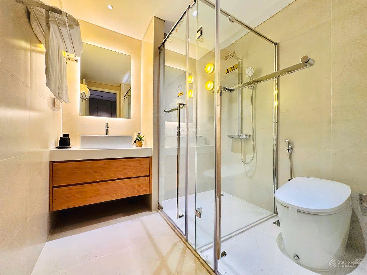 Studio Imperia Sky Park 28.17m Price from 2.3 billion, suitable for first home buyers