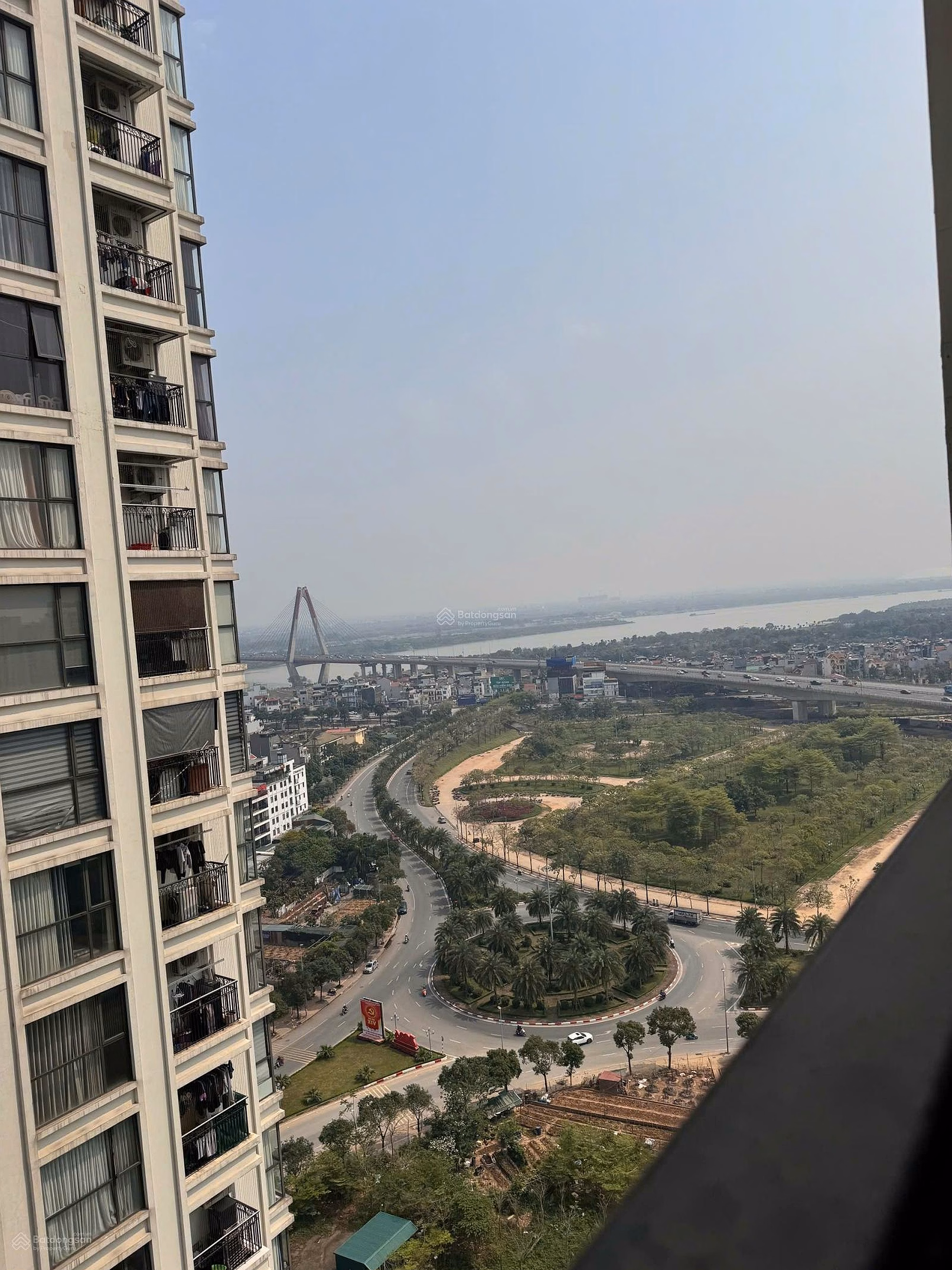 Selling corner apartment at Sunshine Riverside Phu Thuong, 91m2, 3N, full furniture, long-term registration, 8.8 billion including fees