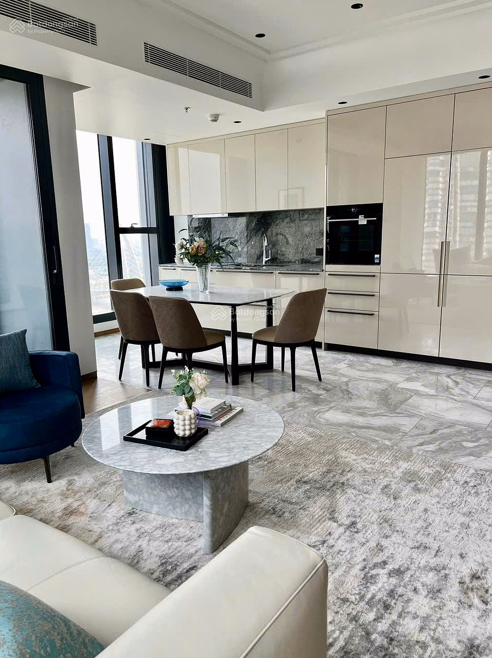 Grand Marina Saigon Apartment, 3 bedrooms, 2 bathrooms, large area 121m², corner apartment, direct river view, SHR