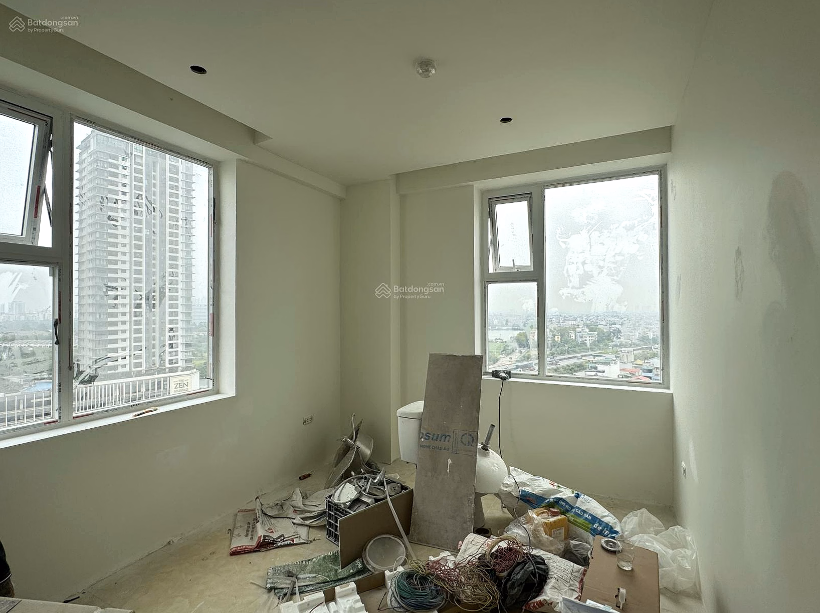 Selling 2 bedroom 2 bathroom apartment in Khuyen Luong, 3.9 billion VND, 65 m2, Southeast direction