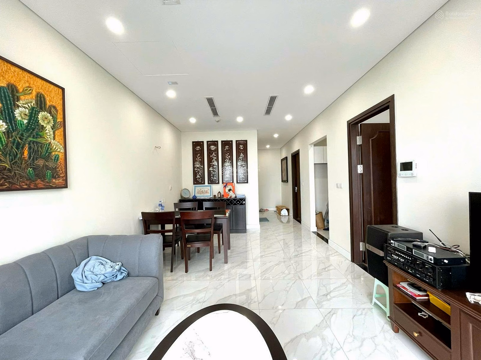Selling 2 bedroom apartment at D'. El Dorado Tan Hoang Minh, West Lake, more than 5 billion VND, 55m², fully furnished, HOT!