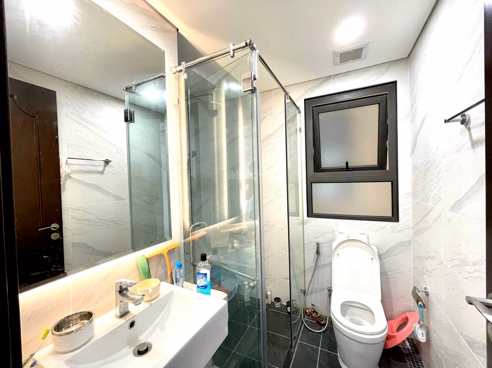 Selling 2 bedroom apartment at D'. El Dorado Tan Hoang Minh, West Lake, more than 5 billion VND, 55m², fully furnished, HOT!