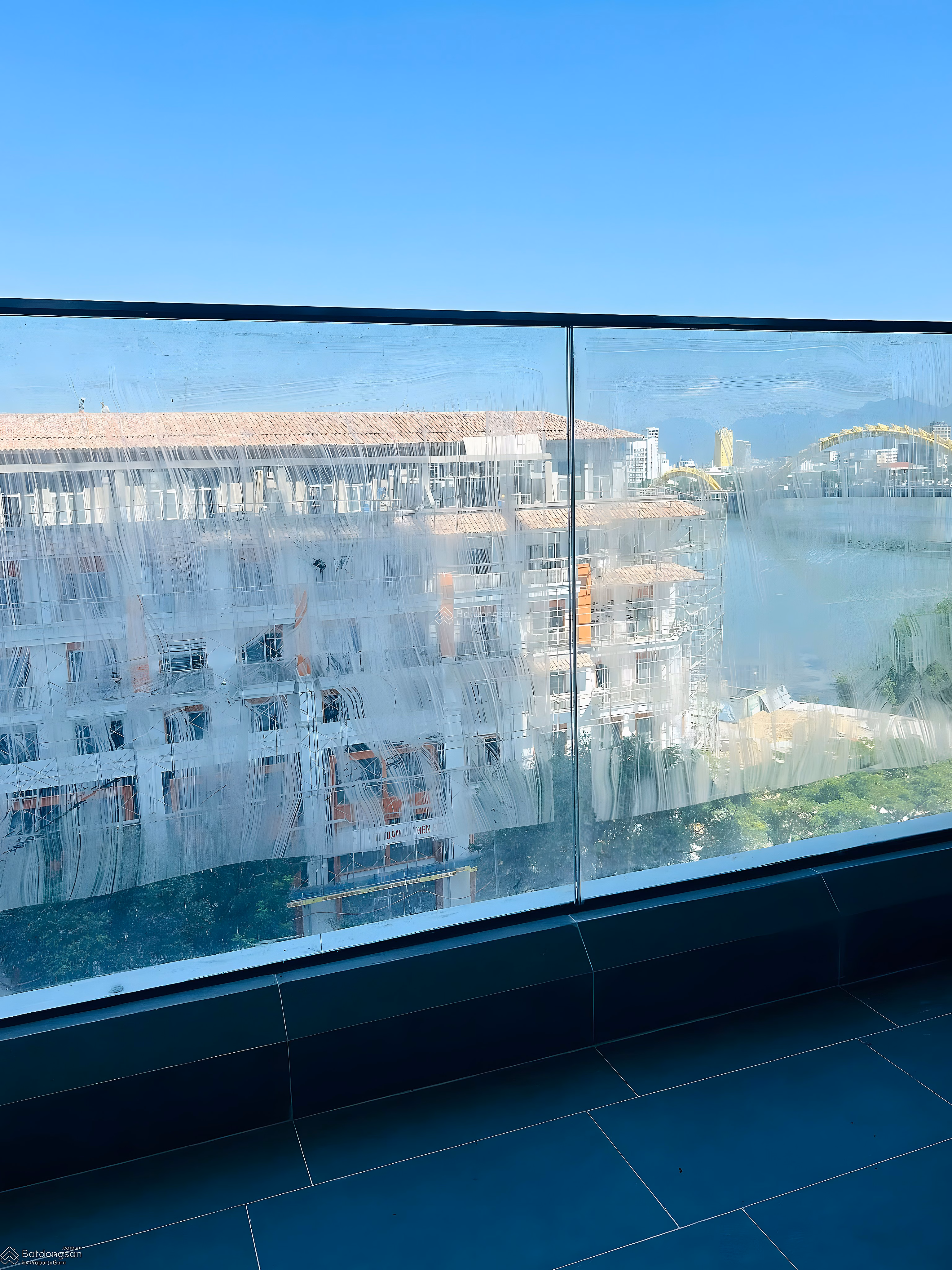 STUDIO THE PONTE FOR RENT WITH VIEW OF HAN RIVER + DRAGON BRIDGE***