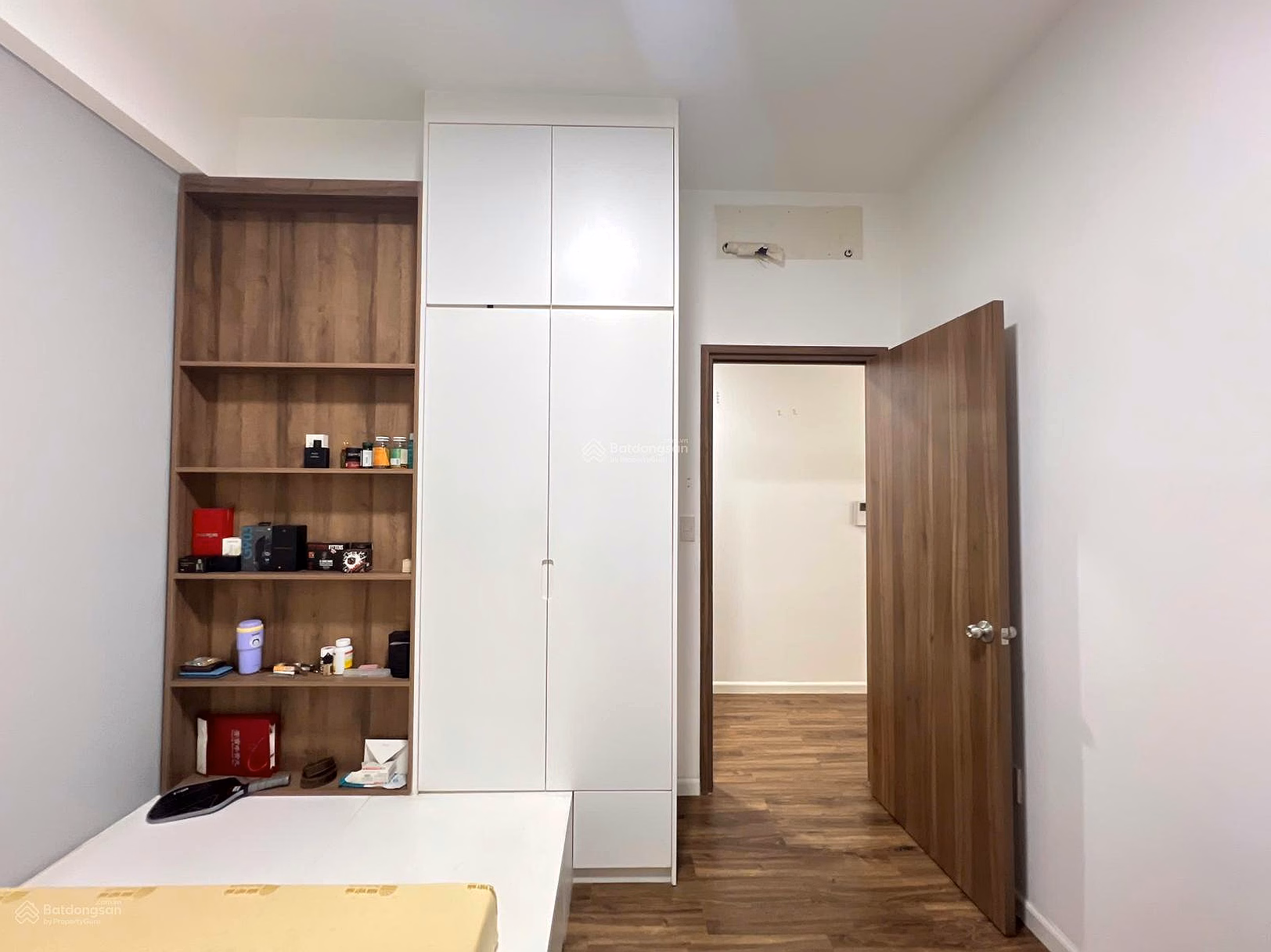 Selling 72m2 apartment in Mizuki Park, cool direction, new house