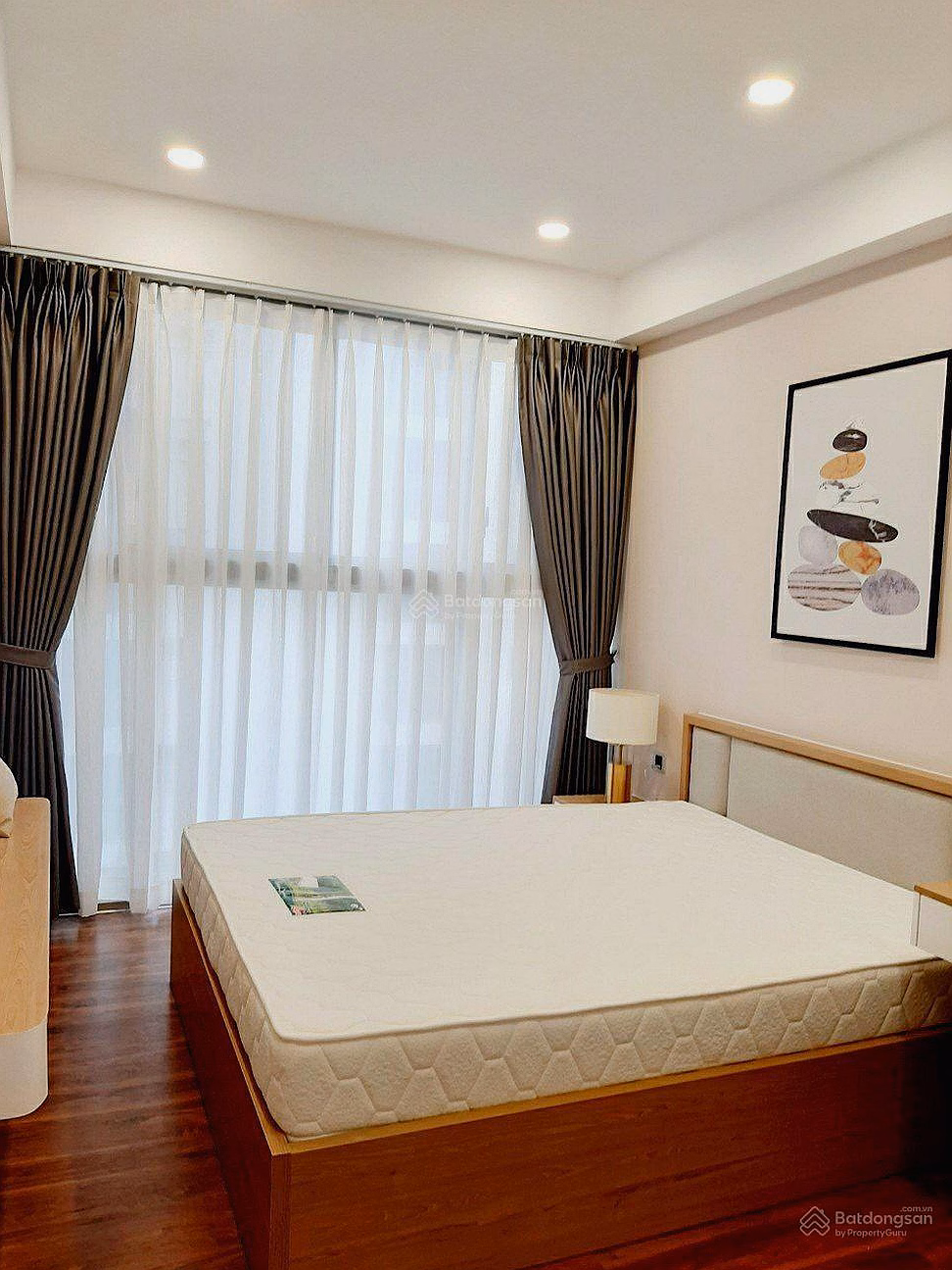 The owner needs to quickly sell Star Hill apartment, area 101m², 3 bedrooms, 2 bathrooms, price 8.9 million, beautiful corner house 0938 607 ***