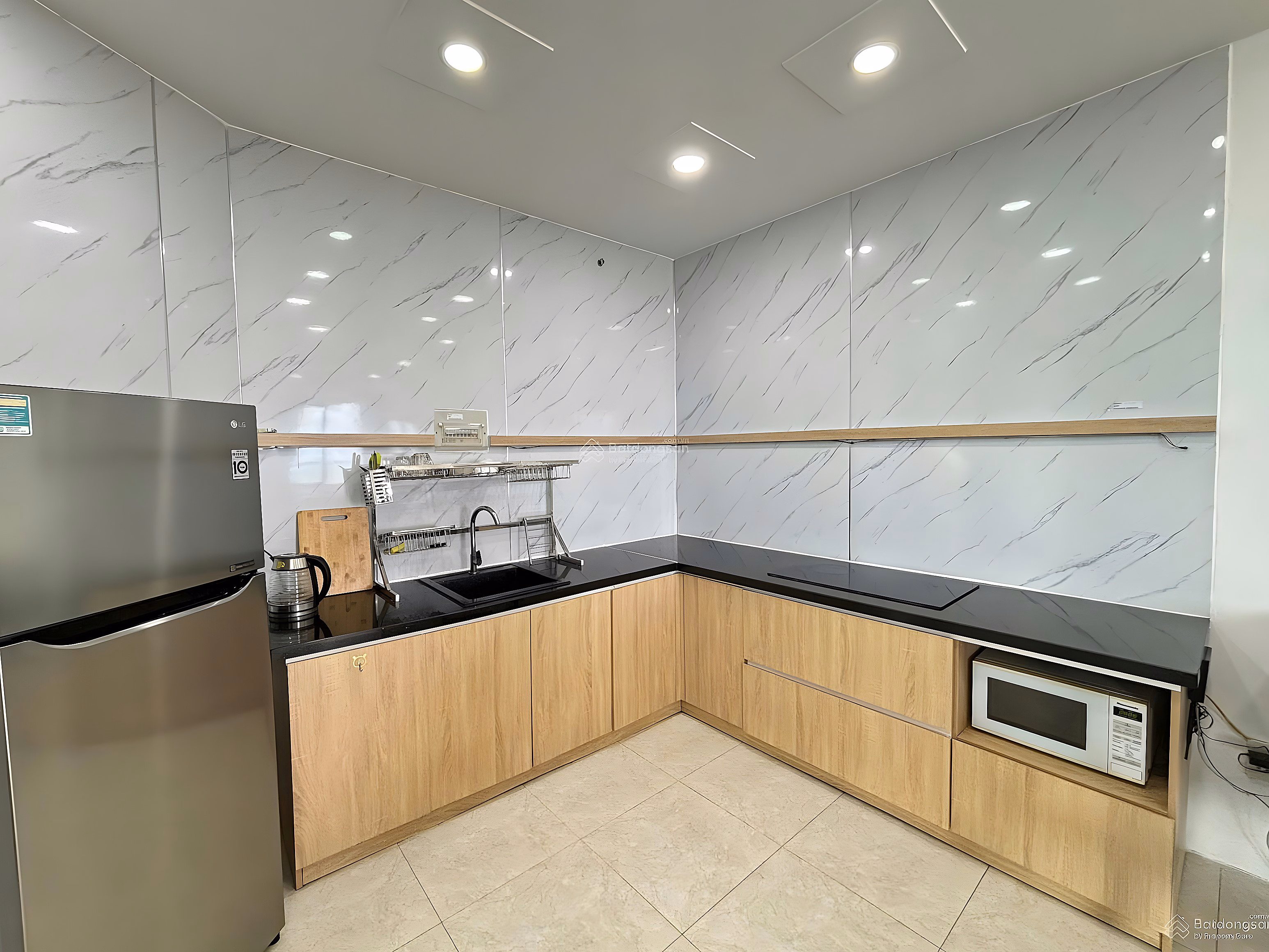 HOT! Specializing in Muong Thanh Khanh Hoa apartment for rent, 04 Tran Phu, diverse rooms, views, rental contracts