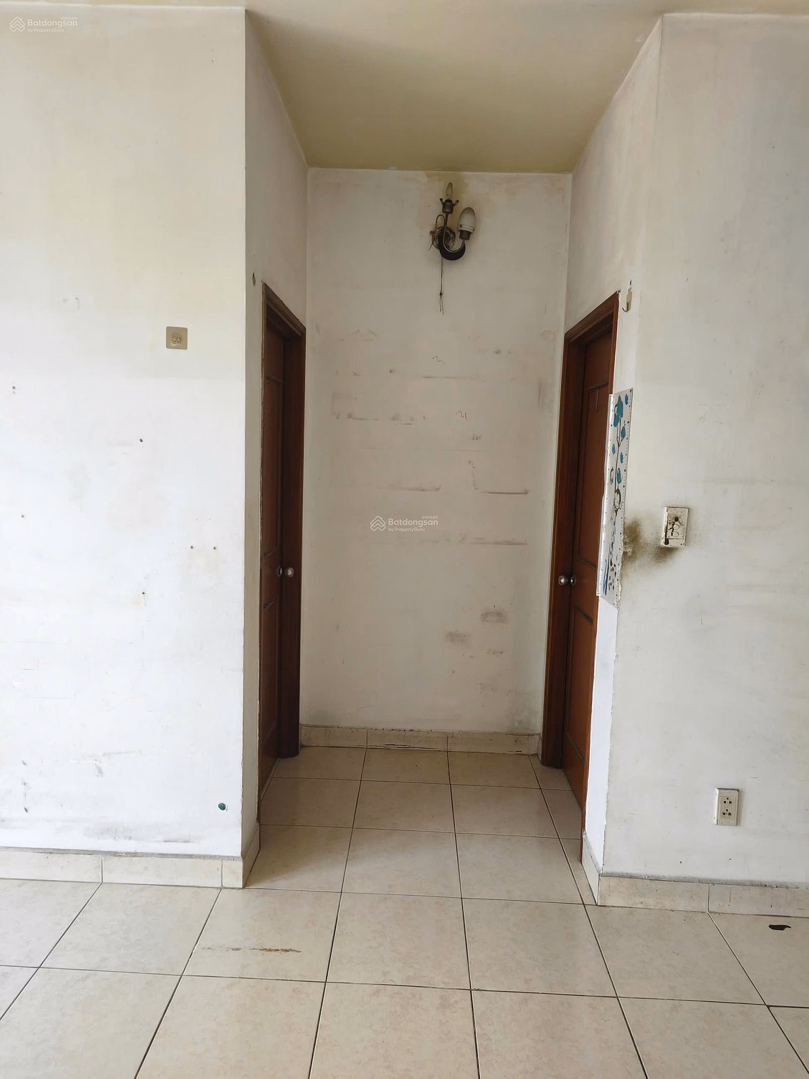 Urgent sale of Conic Southeast Asia apartment Area: 70m2 Design 2 bedrooms - 2 bathrooms