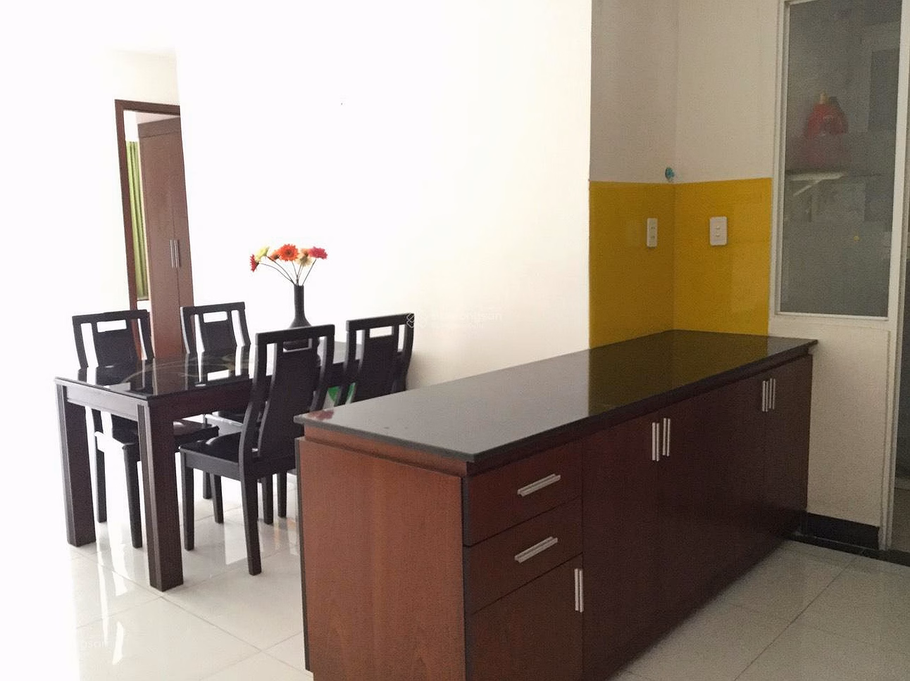The owner urgently sells Giai Viet apartment 78m2 2 rooms 2 bathrooms with pink book for only 4 billion