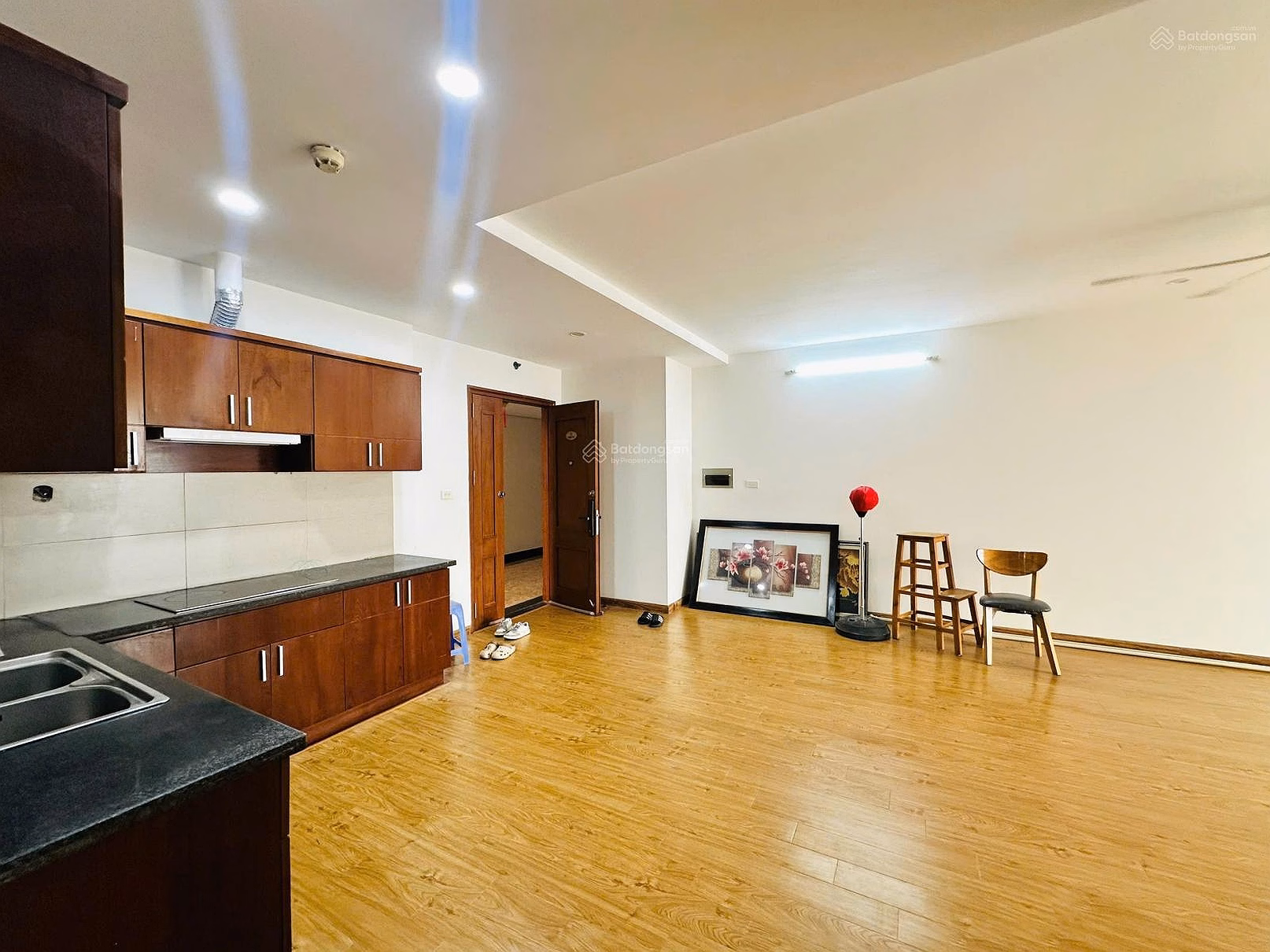 Selling Victoria Van Phu apartment 118m2, 3 bedrooms, 2 bathrooms - price 7 billion - beautiful house, best price in Victoria building