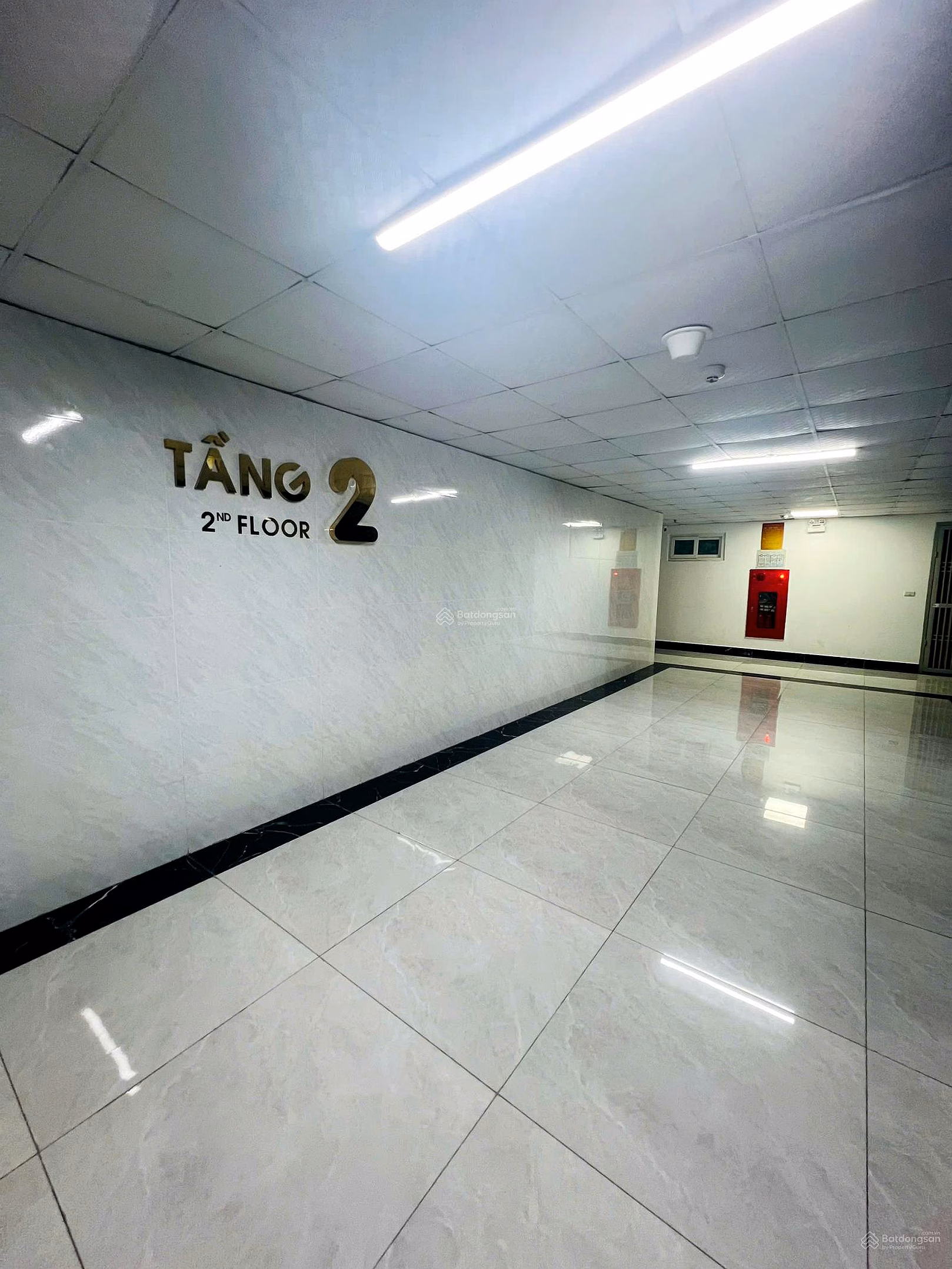 Selling 65m2 apartment in Thanh Ha urban area, designed with 2 bedrooms, 2 bathrooms, fully furnished, cheap price, owner needs to sell within the month