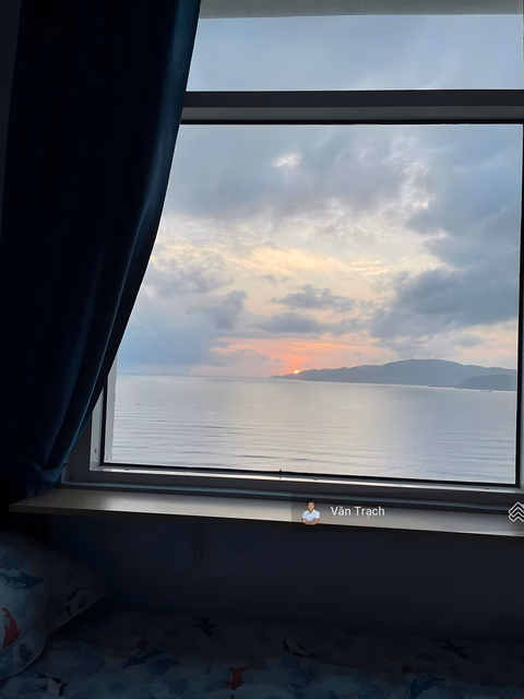 Apartment for rent in Muong Thanh Khanh Hoa, front of Tran Phu, ready to move in, fully furnished