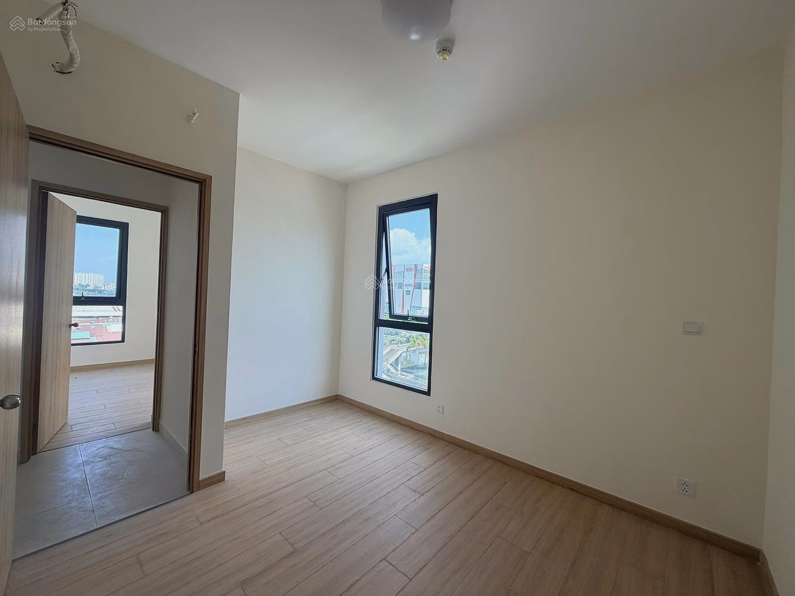 Aurora Ben Binh Dong apartment for sale, 3 bedrooms, 2 bathrooms, 3,950 billion*** Phuong