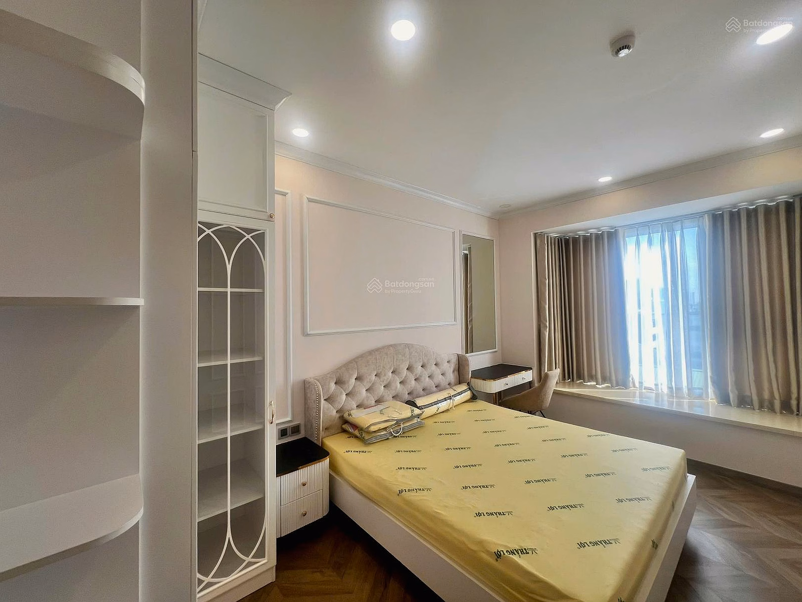 Hot! Super good price Midtown 2 bedrooms fully furnished only 9.1 billion Contact Lan 0906 743 ***