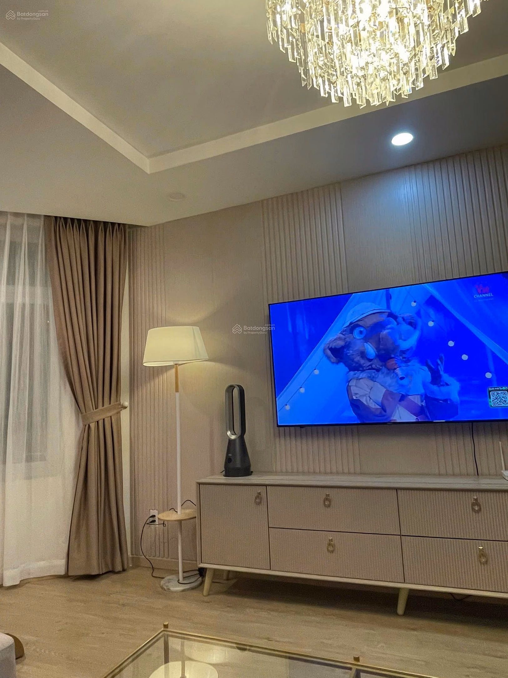 BANK FOR URGENT SALE C/C Him Lam 102m beautiful floor, book notarized immediately*** view house 24/7