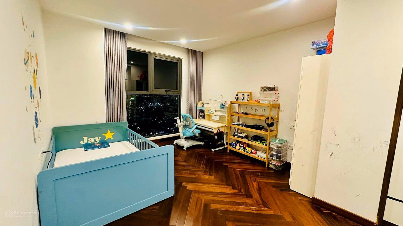 Unique and unique duplex apartment at FLC Cau Giay. Have your transaction book ready now