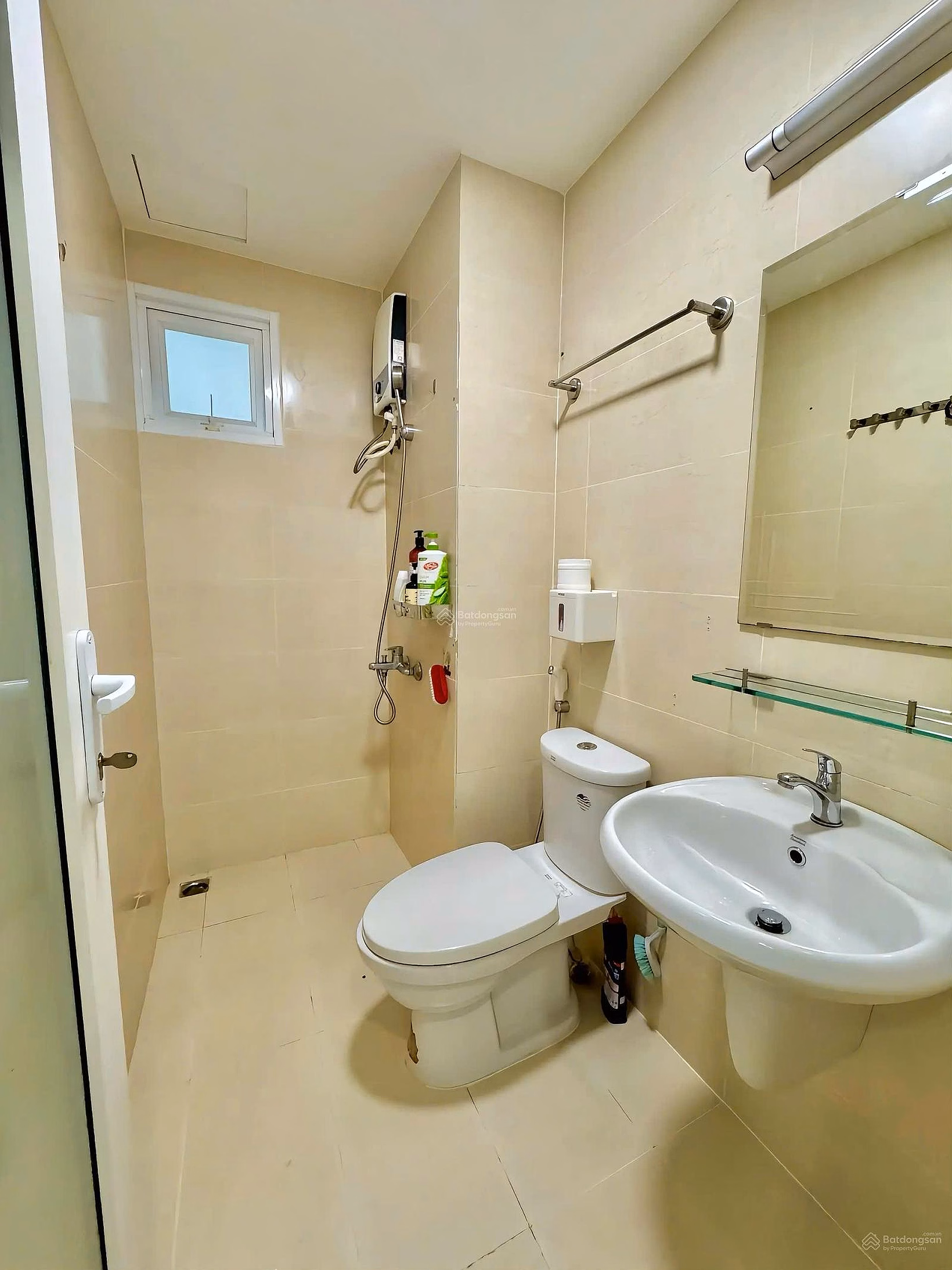 2 bedroom, 2 bathroom apartment, area 67m², new house, 4.3 billion negotiable