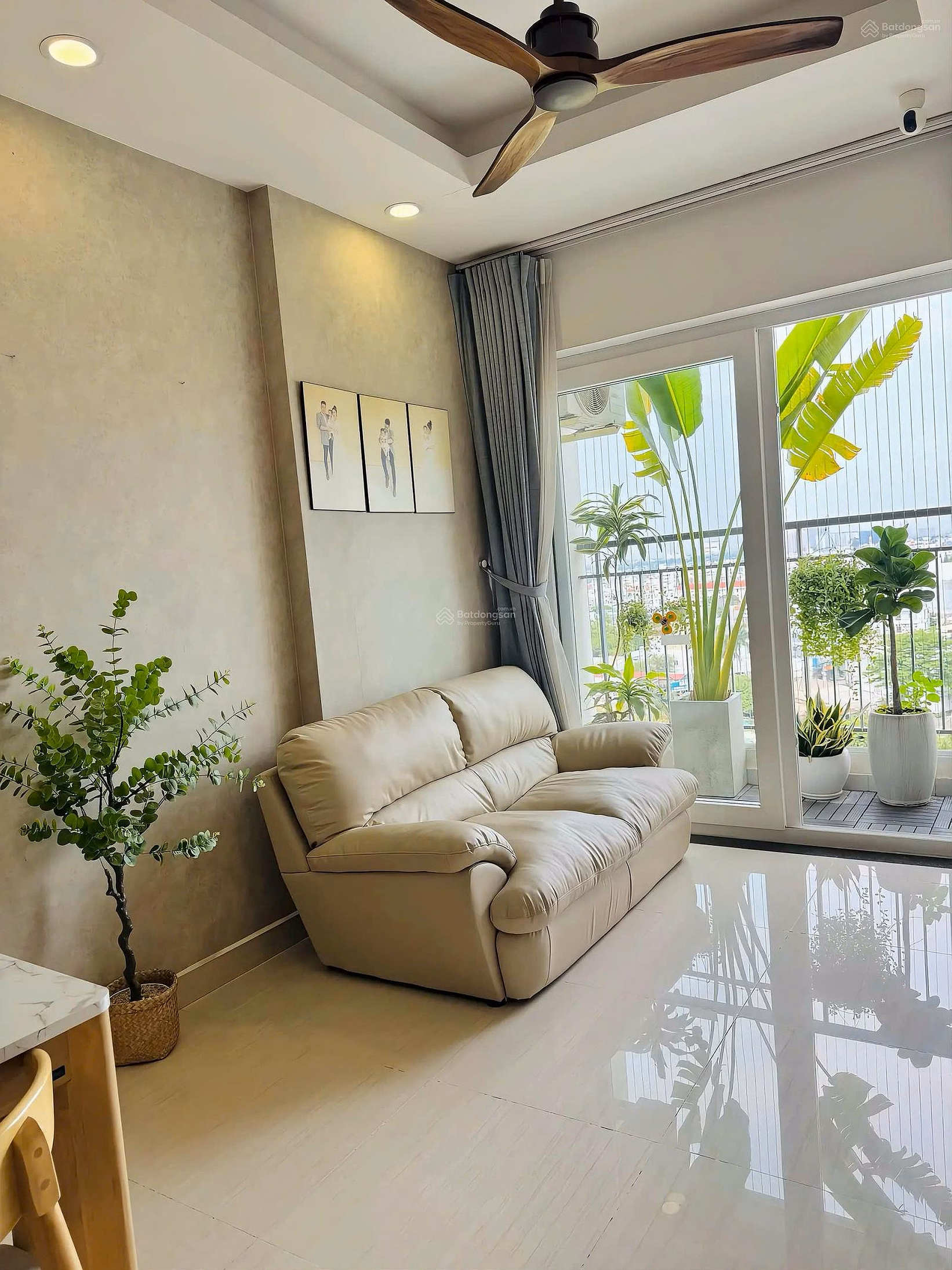 2 bedroom, 2 bathroom apartment, area 67m², new house, 4.3 billion negotiable