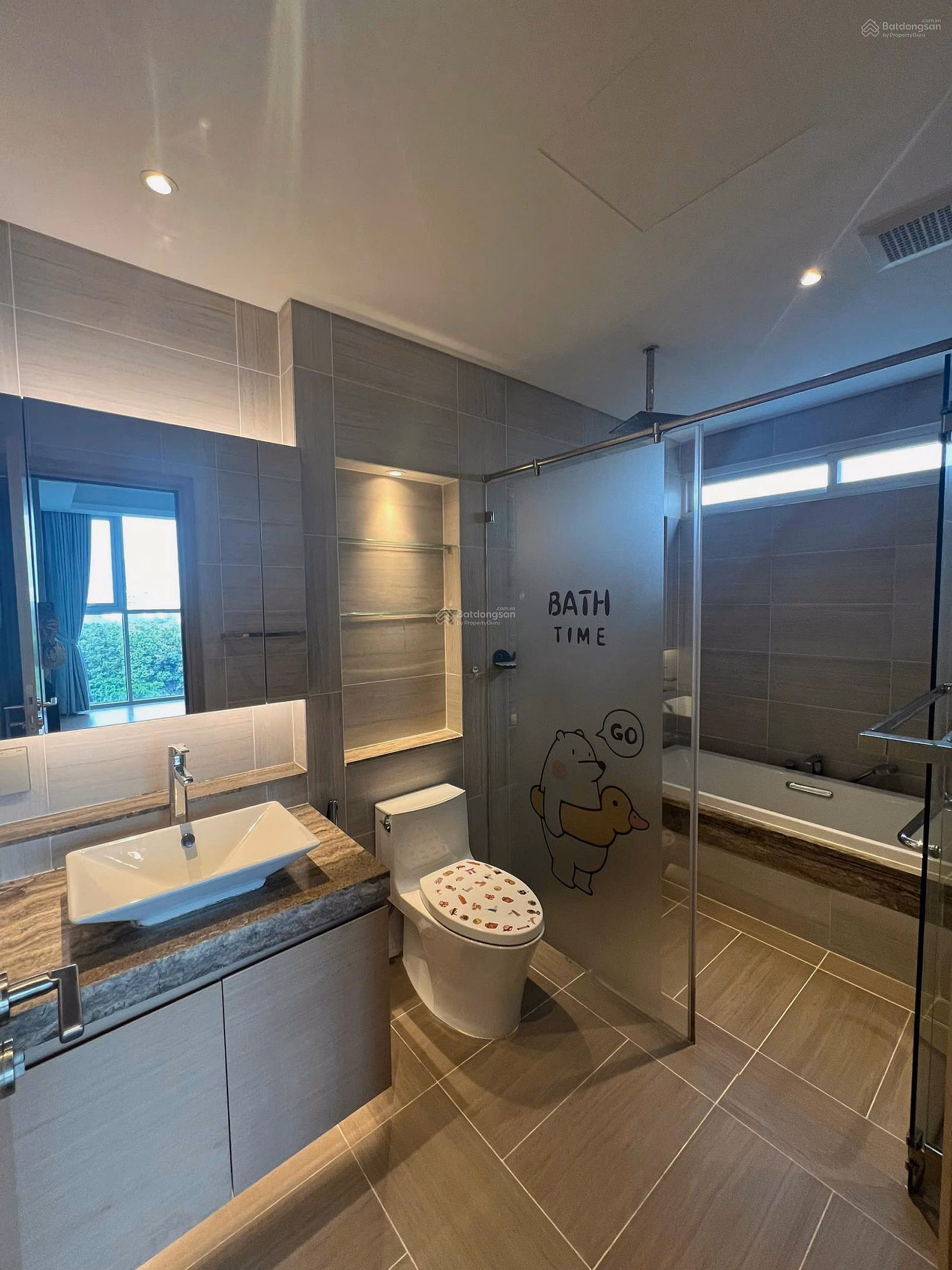 Smart owner SELLS SARINA apartment 2Bn2W - 90M² - 16.2 billion all in. Contact Lyly 0931 874 ***