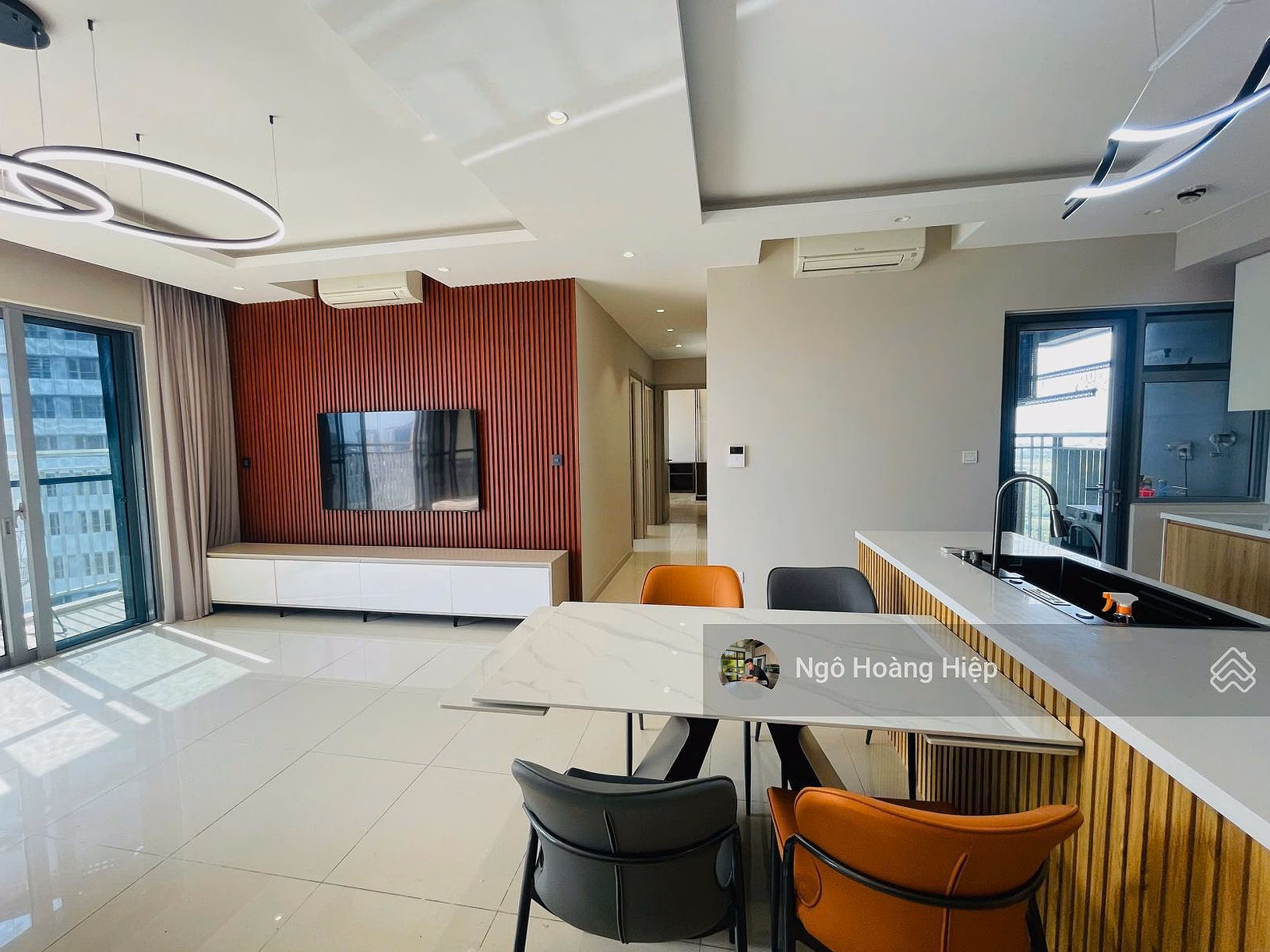 Transfer of 3-bedroom apartment 121m2 good price 12.4 billion including all house costs with available rent flow
