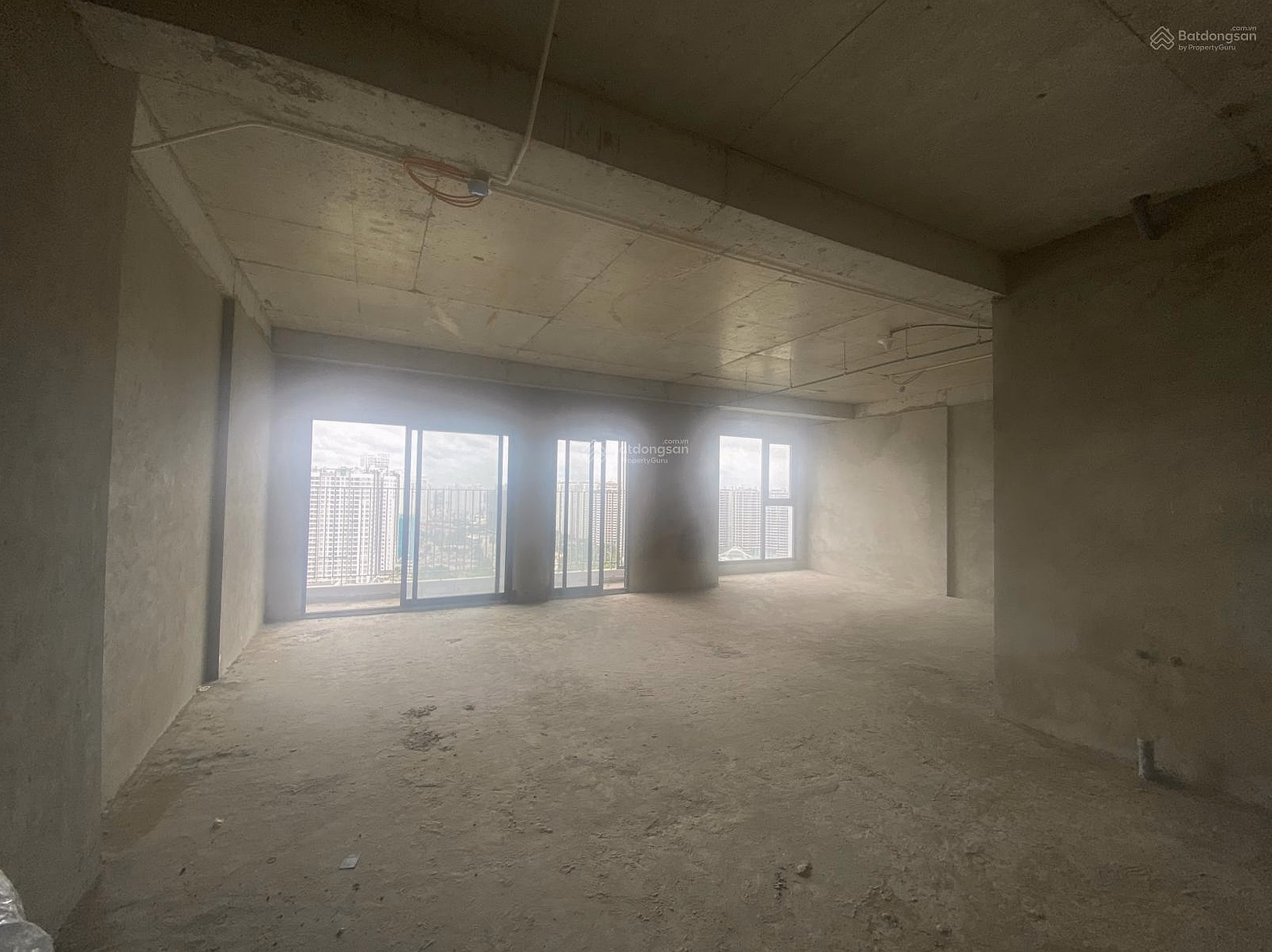 Lavida+ project, urgent transfer of 2-bedroom apartment 80m2 good price 4.8 billion (all inclusive) receive immediately, raw materials***