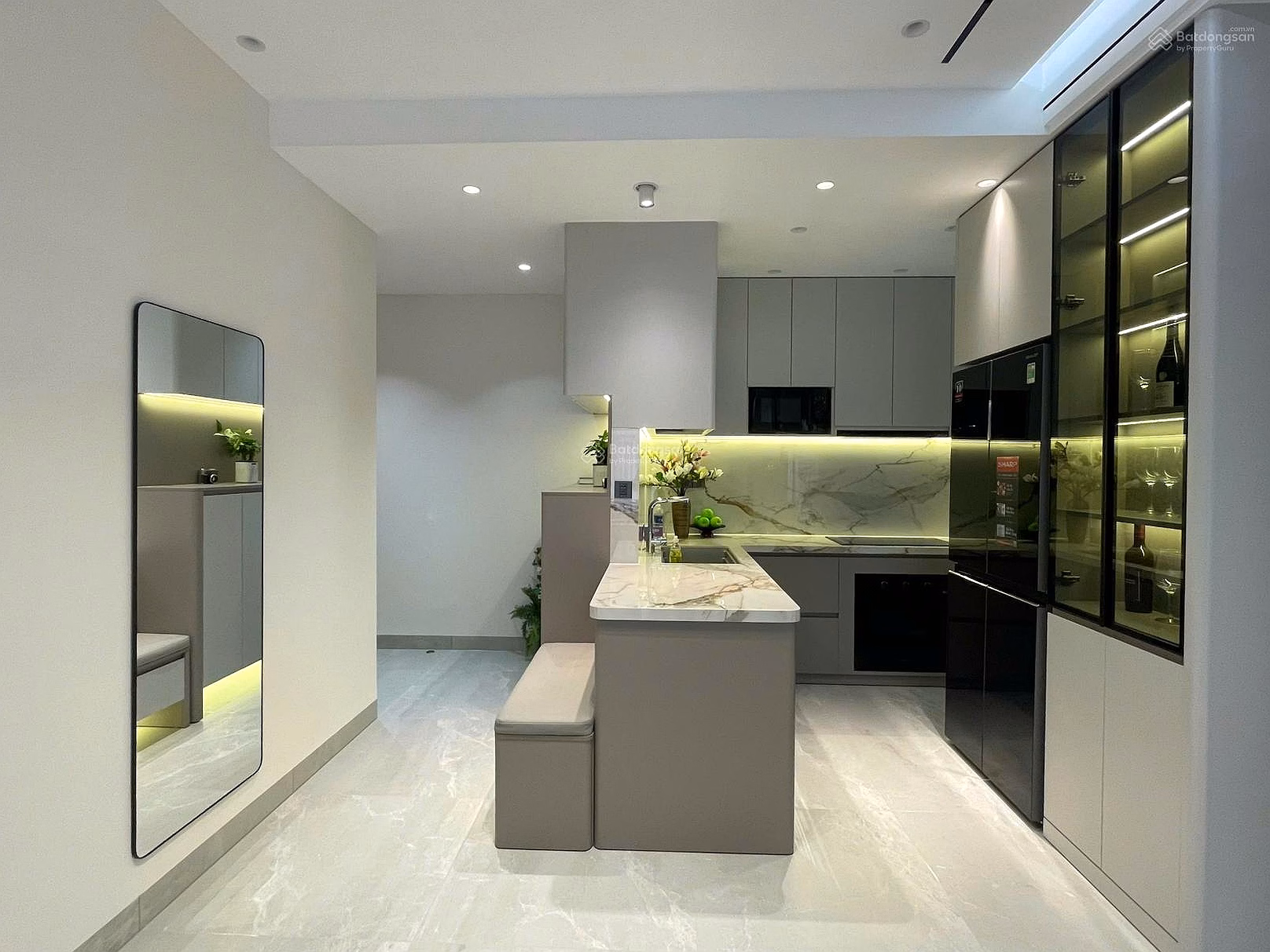 Sky2 corner apartment for sale, 89m, 3 bedrooms, 2 bathrooms, West door, cool park view, sparkling beautiful house, 7ty450