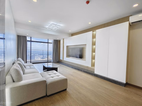 4 bedrooms Discovery Complex 210m² - High-class interior, beautiful as in the photo, airy view