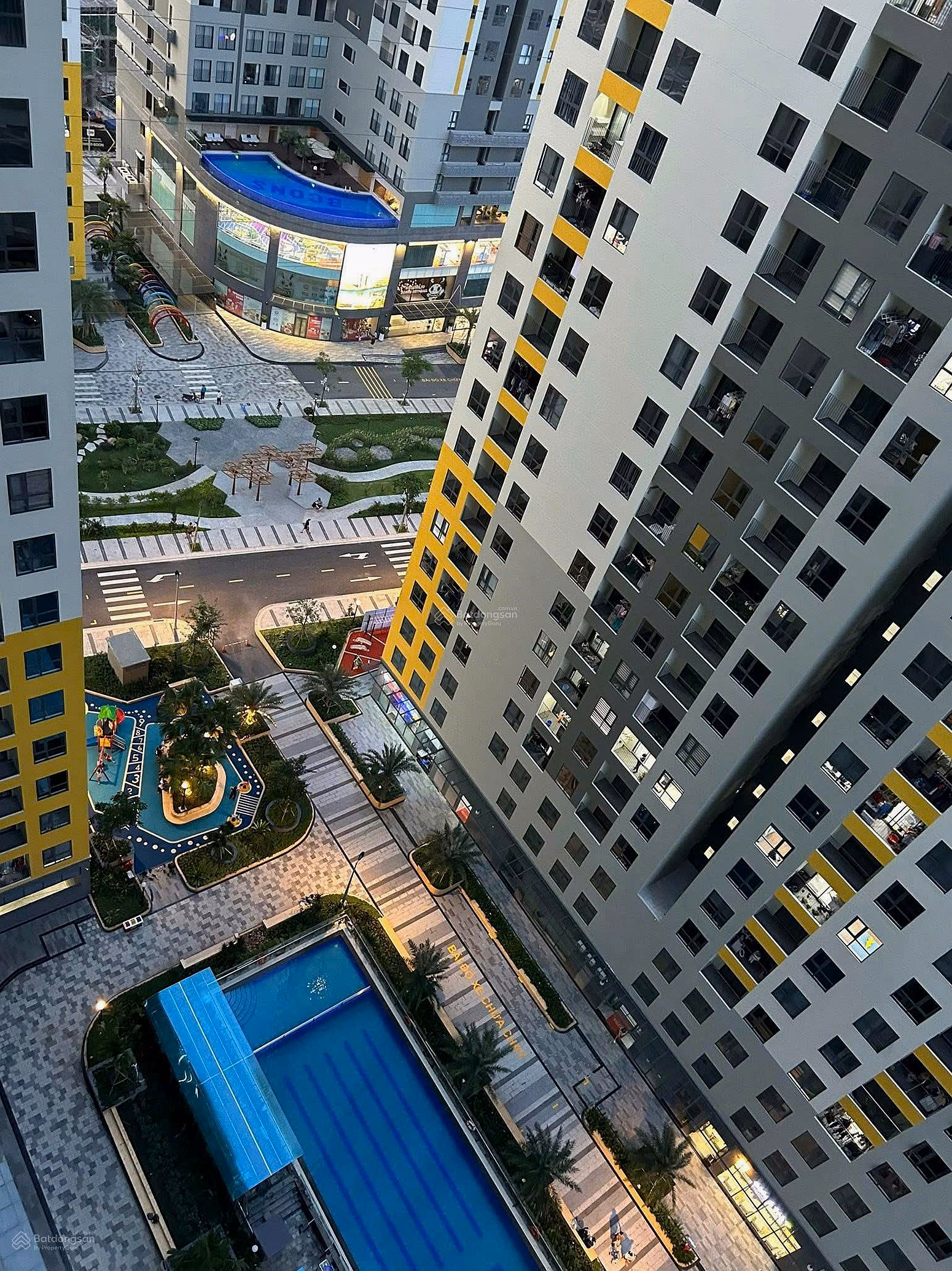 Apartment for sale with 2 bedrooms, 2 bathrooms, 52m2 in Thong Nhat, City. Thu Duc, super bargain price of 2.4 billion