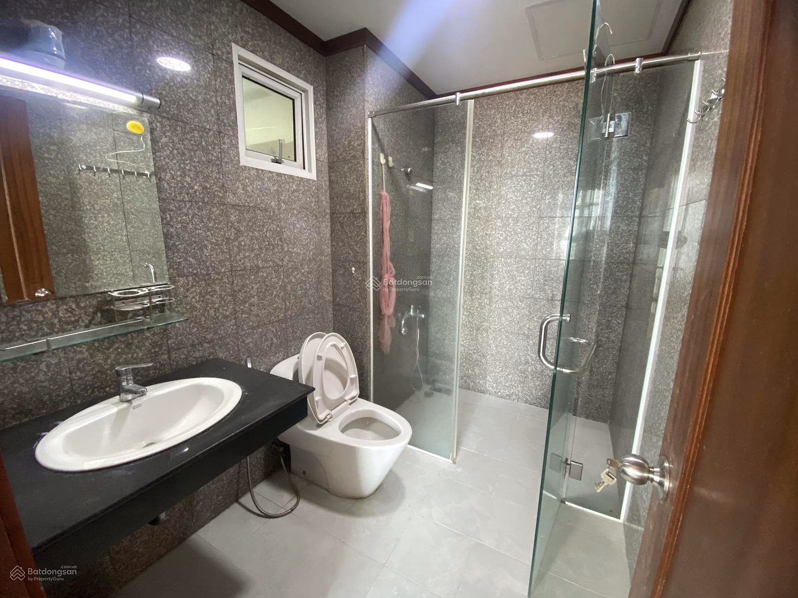 Hoang Anh Thanh Binh apartment for sale, 5.5 billion, 114m2, hot preferential price!