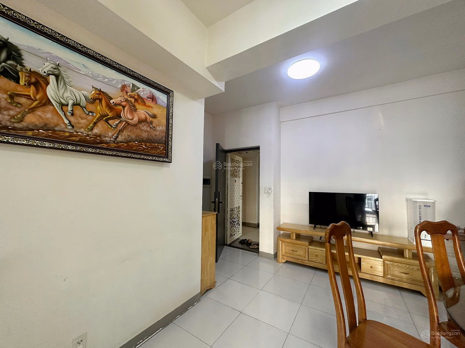 Sky 9 sells quickly 2 bedroom 1 bathroom apartment, with book, price 2,850 billion - Lien Phuong Street, District 9