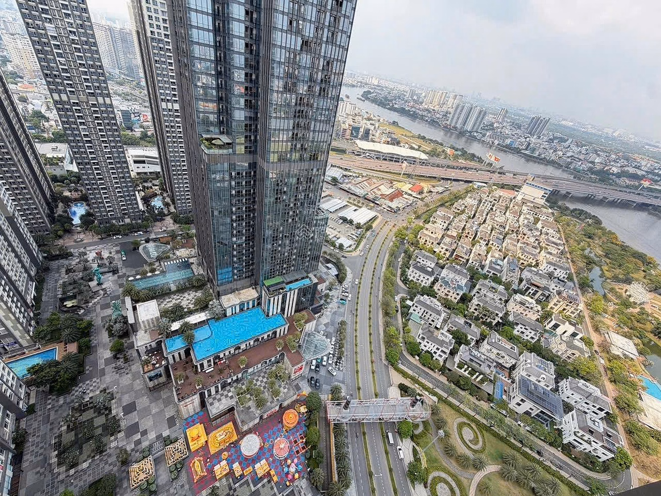 The owner needs to find a good renter for 2 bedrooms, priced at 20 million/month, area: 85m² at Vinhomes Central Park