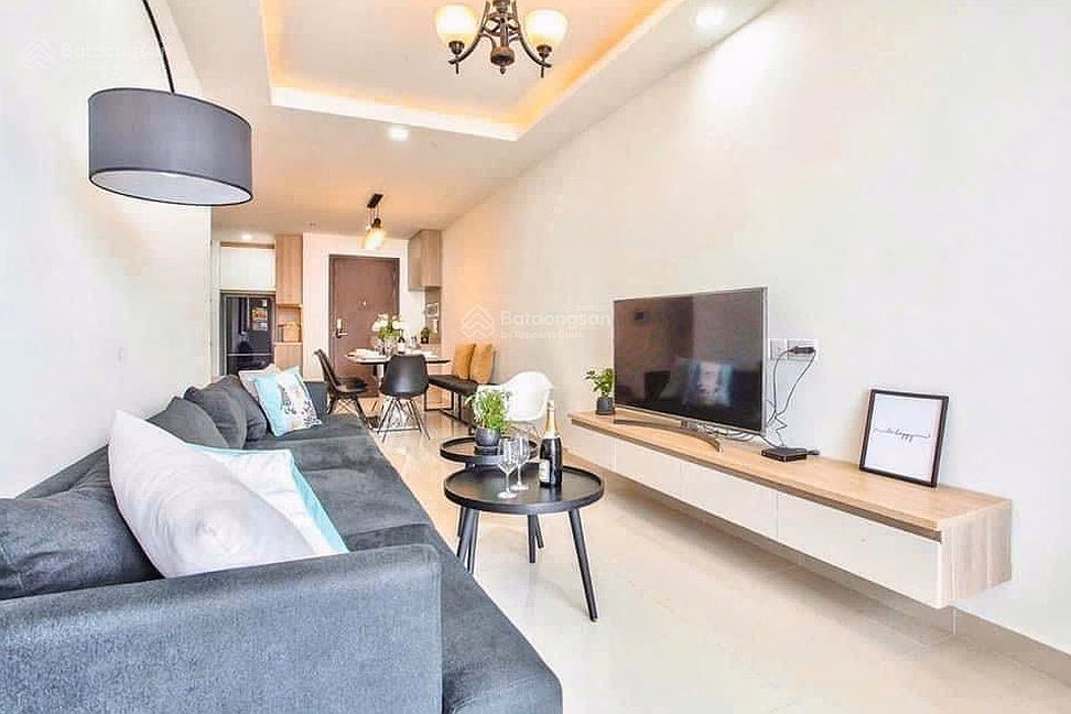 Flemington apartment for sale - 117m2, 3 bedrooms, 2 bathrooms - high floor, nice view - good price, only 9 billion