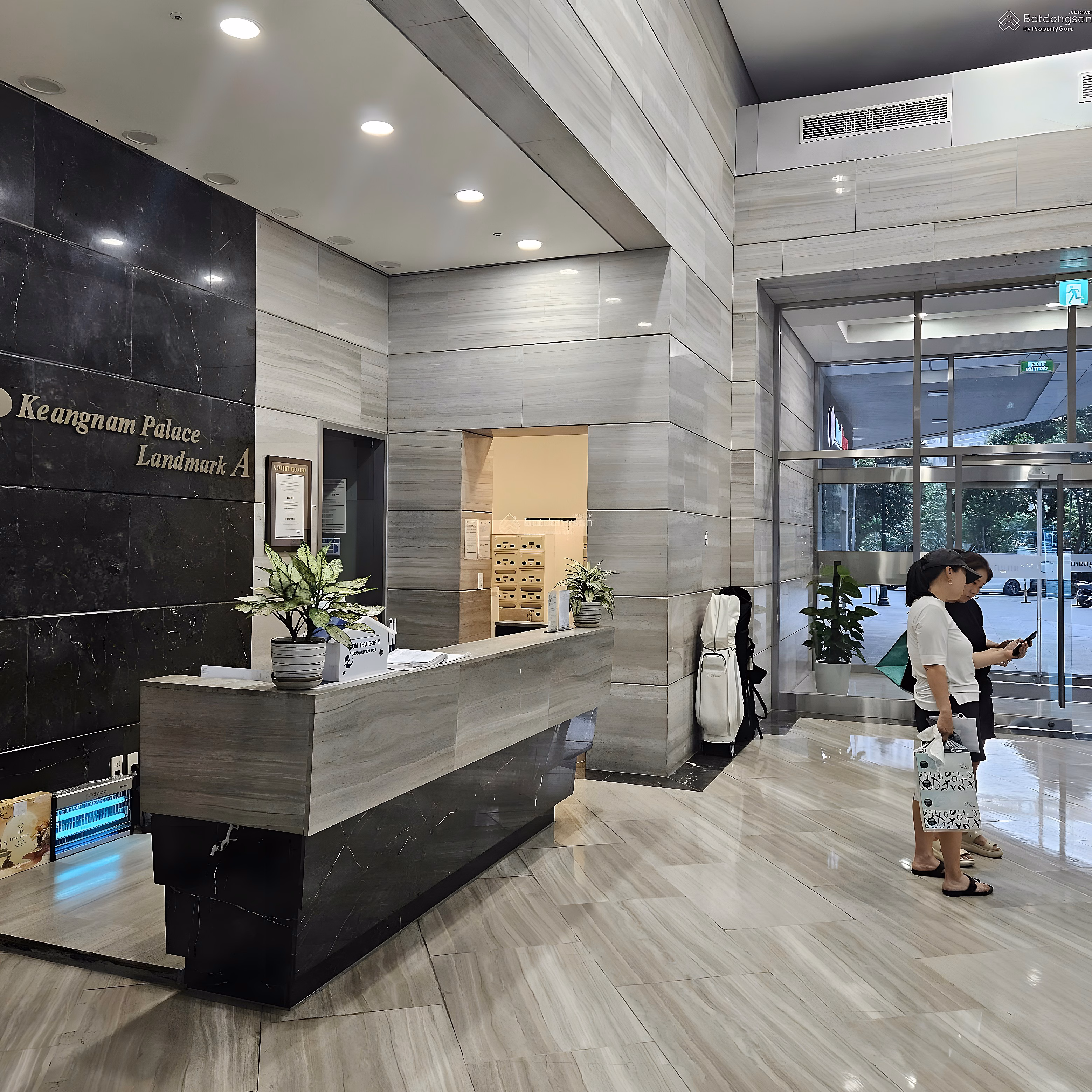 Apartment for rent with 3 bedrooms, 2 bathrooms, can be used as office, at Keangnam Hanoi Landmark Tower, preferential price 34 million, 110m2