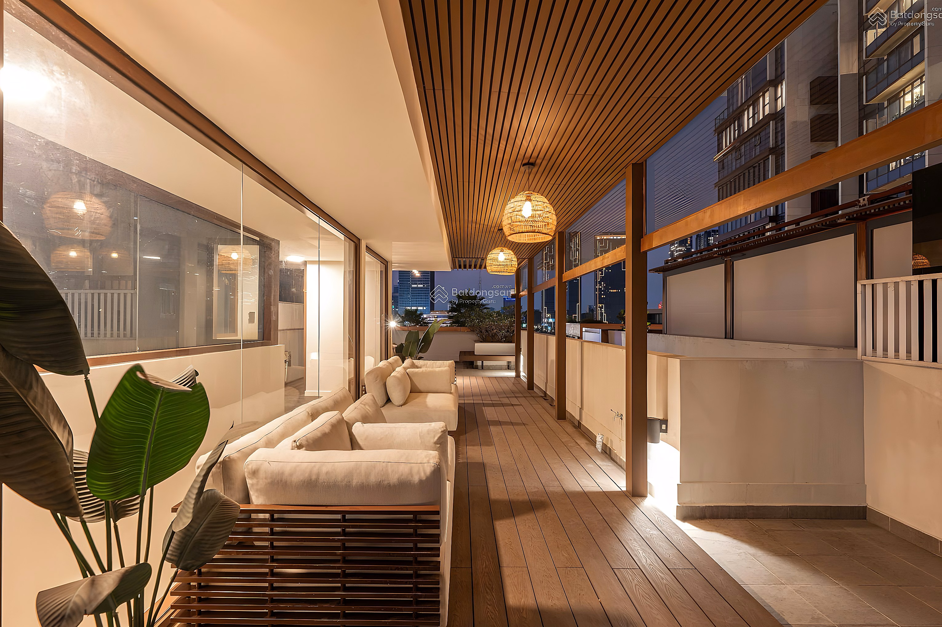 The Galleria Thu Thiem | Duplex garden view to watch fireworks | 100% real photo