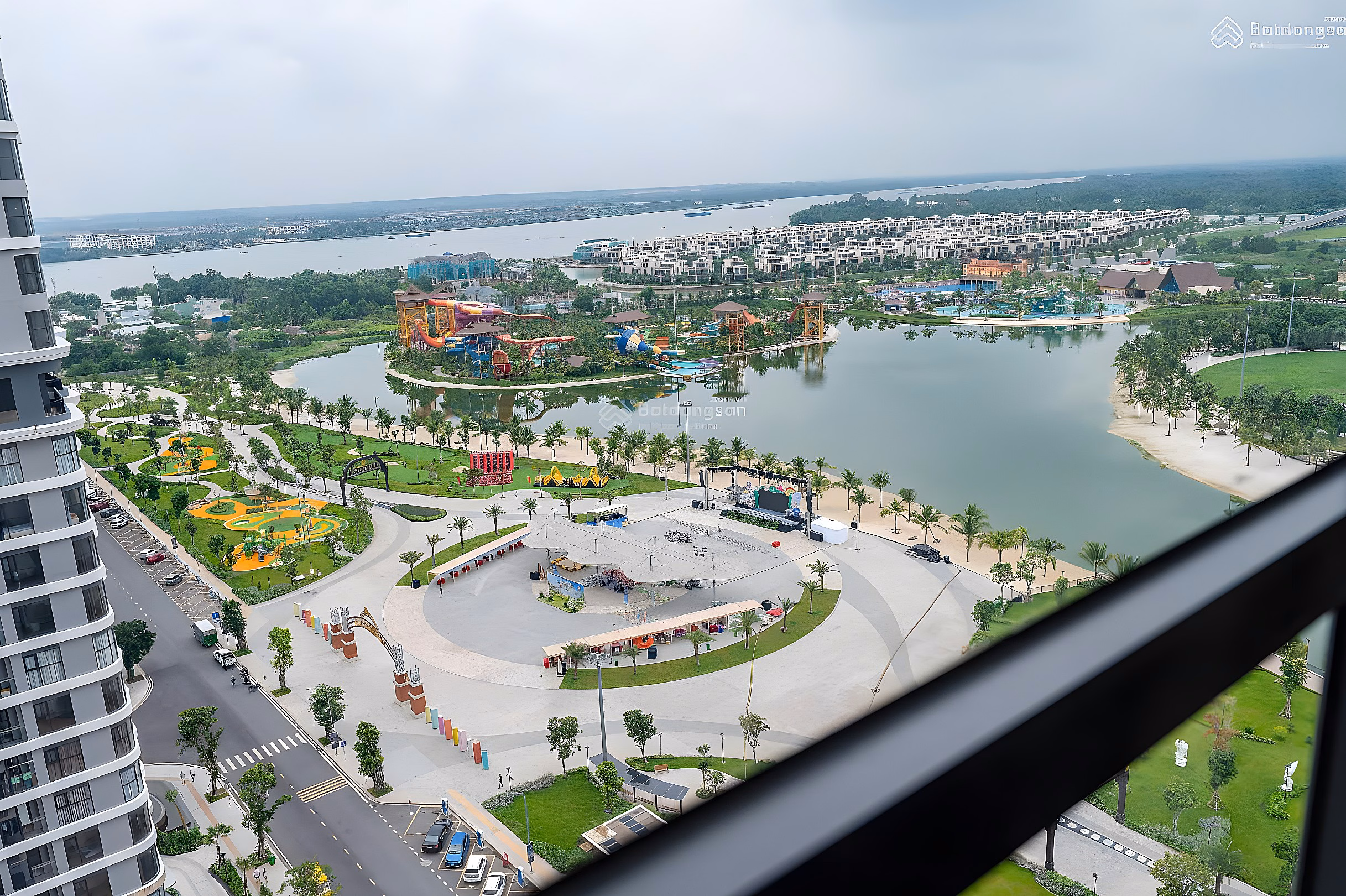 RARE ITEM!! 2BR APARTMENT 80M2 - THE BEVERLY VIEW VINHOME GRAND PARK DISTRICT 9