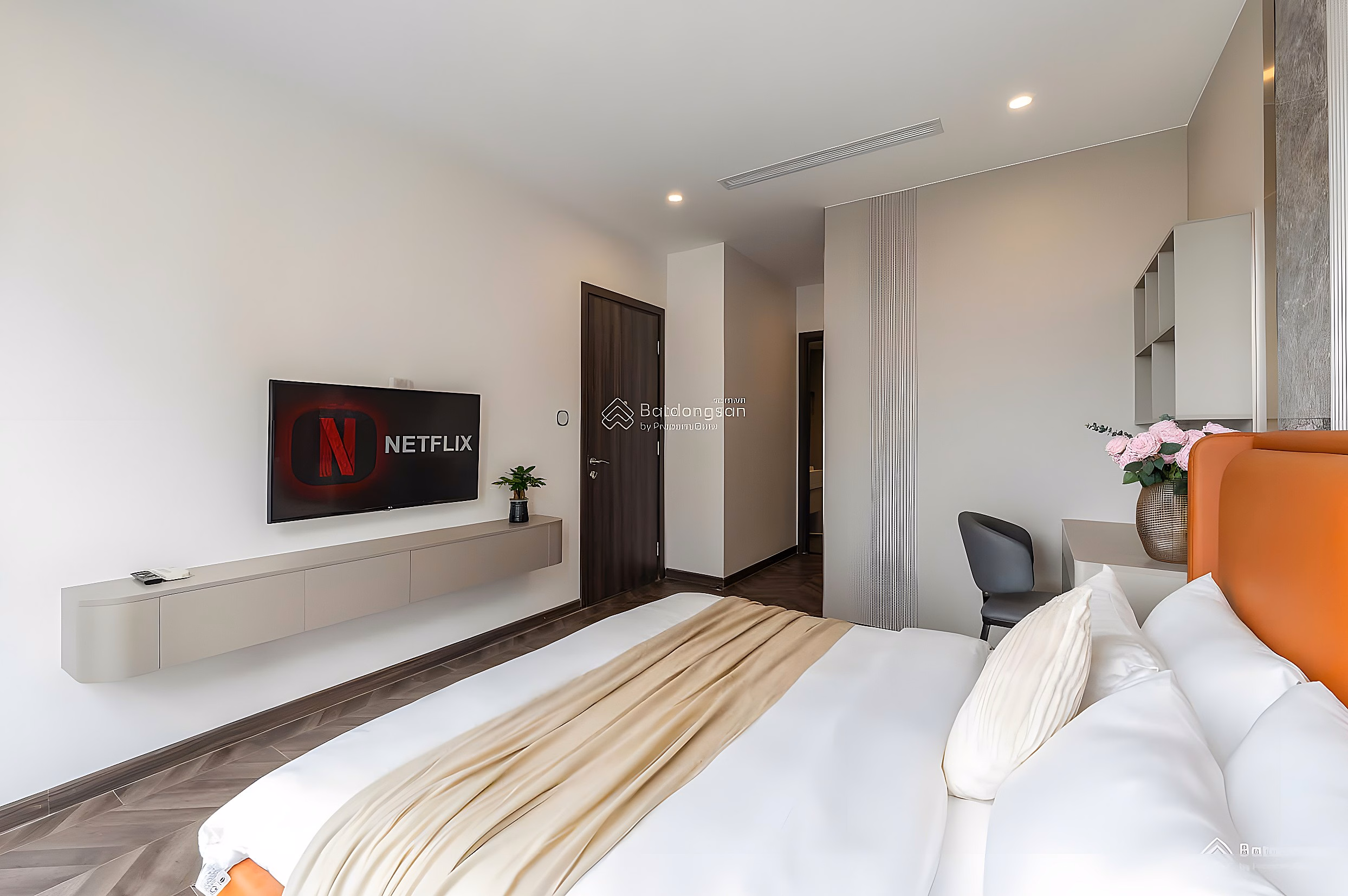 RARE ITEM!! 2BR APARTMENT 80M2 - THE BEVERLY VIEW VINHOME GRAND PARK DISTRICT 9