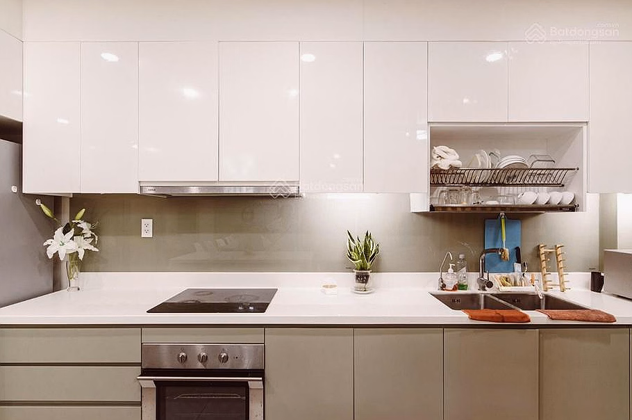 Selling apartment to return home to do business