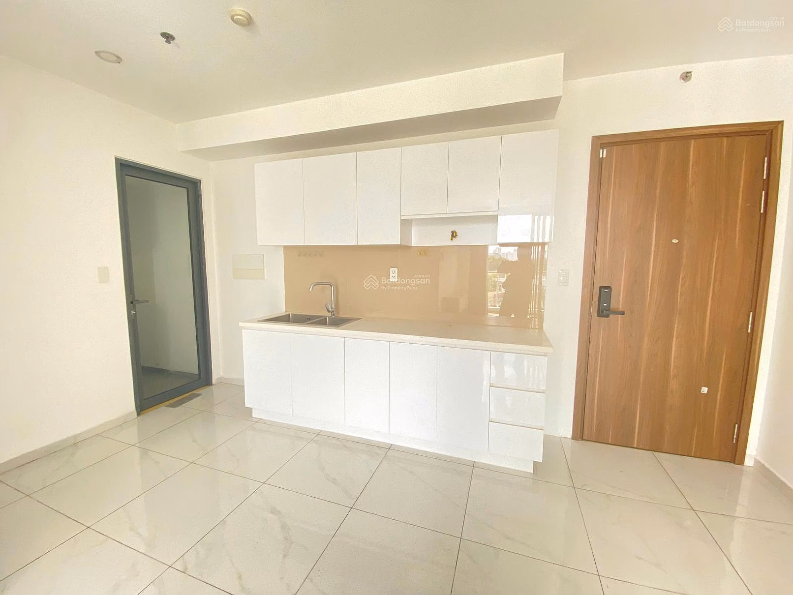 Quick Sale Precia 2 Bedroom Apartment 71m² View Landmark & ​​City Center