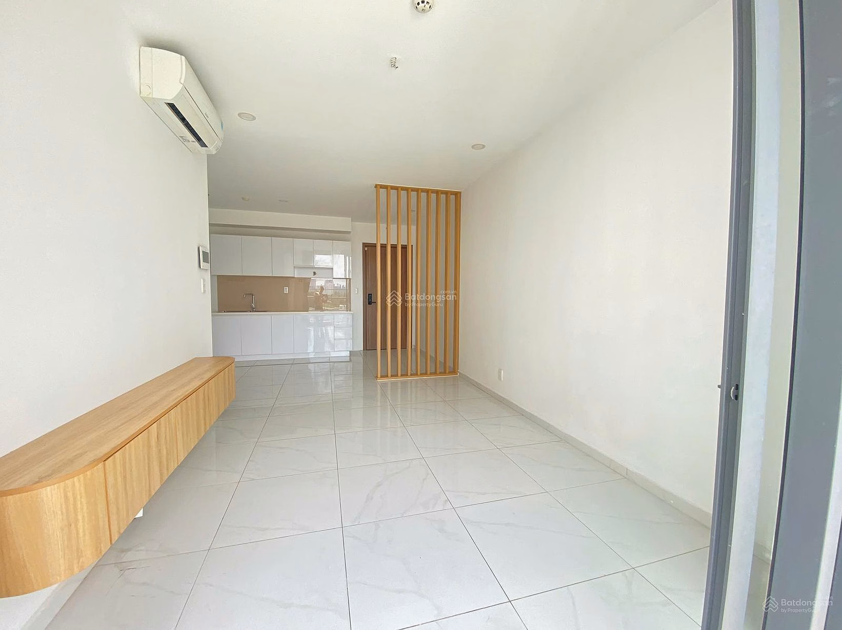 Quick Sale Precia 2 Bedroom Apartment 71m² View Landmark & ​​City Center