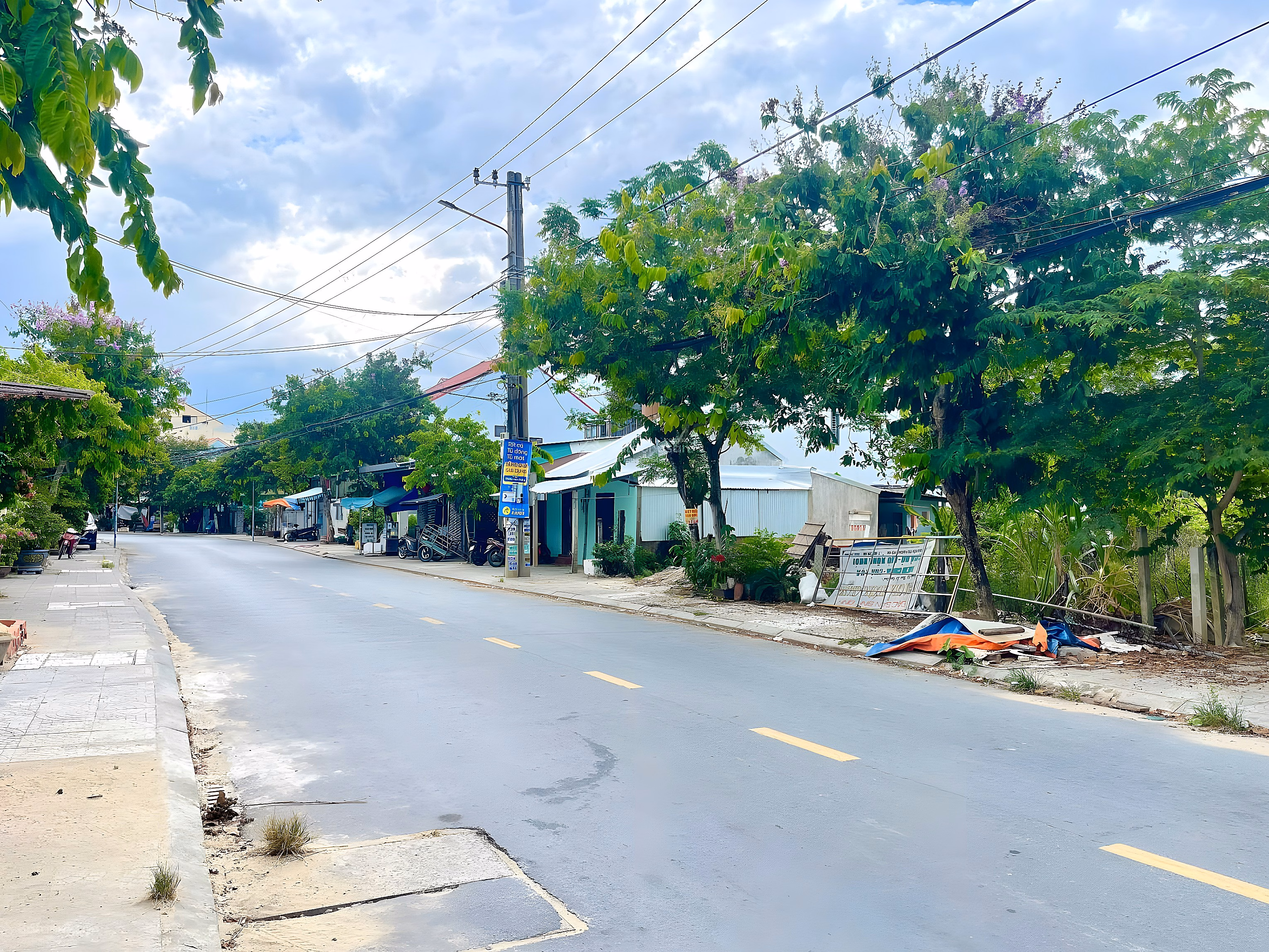 Land frontage on Nguyen Tri Phuong 339.3m2 price only 11.8 billion suitable for villa or resort boutique