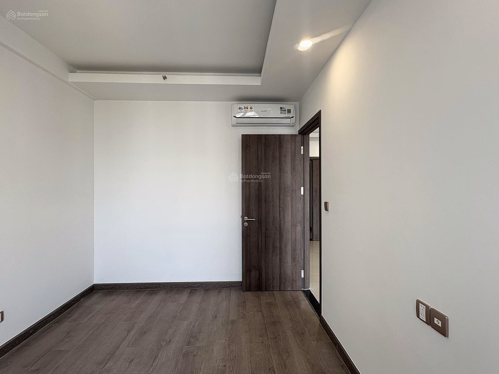 For sale CH Q7 Boulevard 2BR-1WC(57m2) Airy view only 3.2 Billion